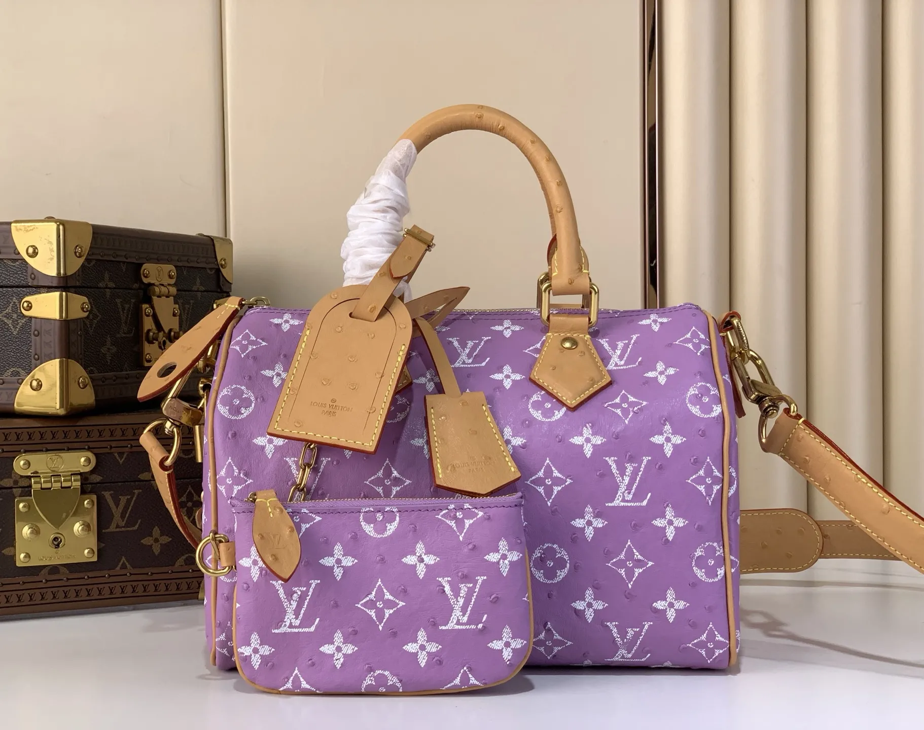 Louis Vuitton Speedy P9 Bandouli??re 30 Monogram Ostrich-Embossed Cowhide M14064 - 图片 3