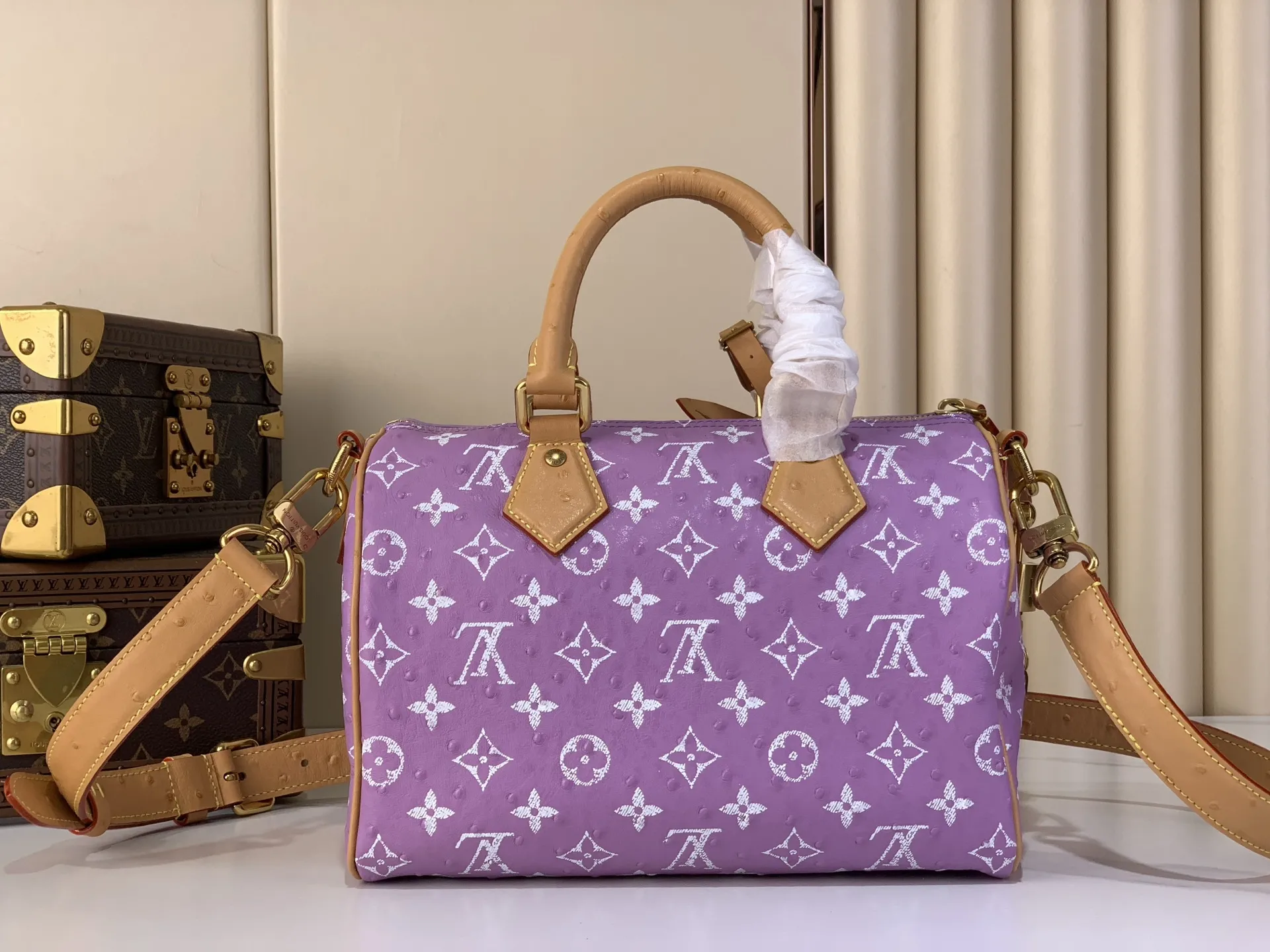 Louis Vuitton Speedy P9 Bandouli??re 30 Monogram Ostrich-Embossed Cowhide M14064 - 图片 4