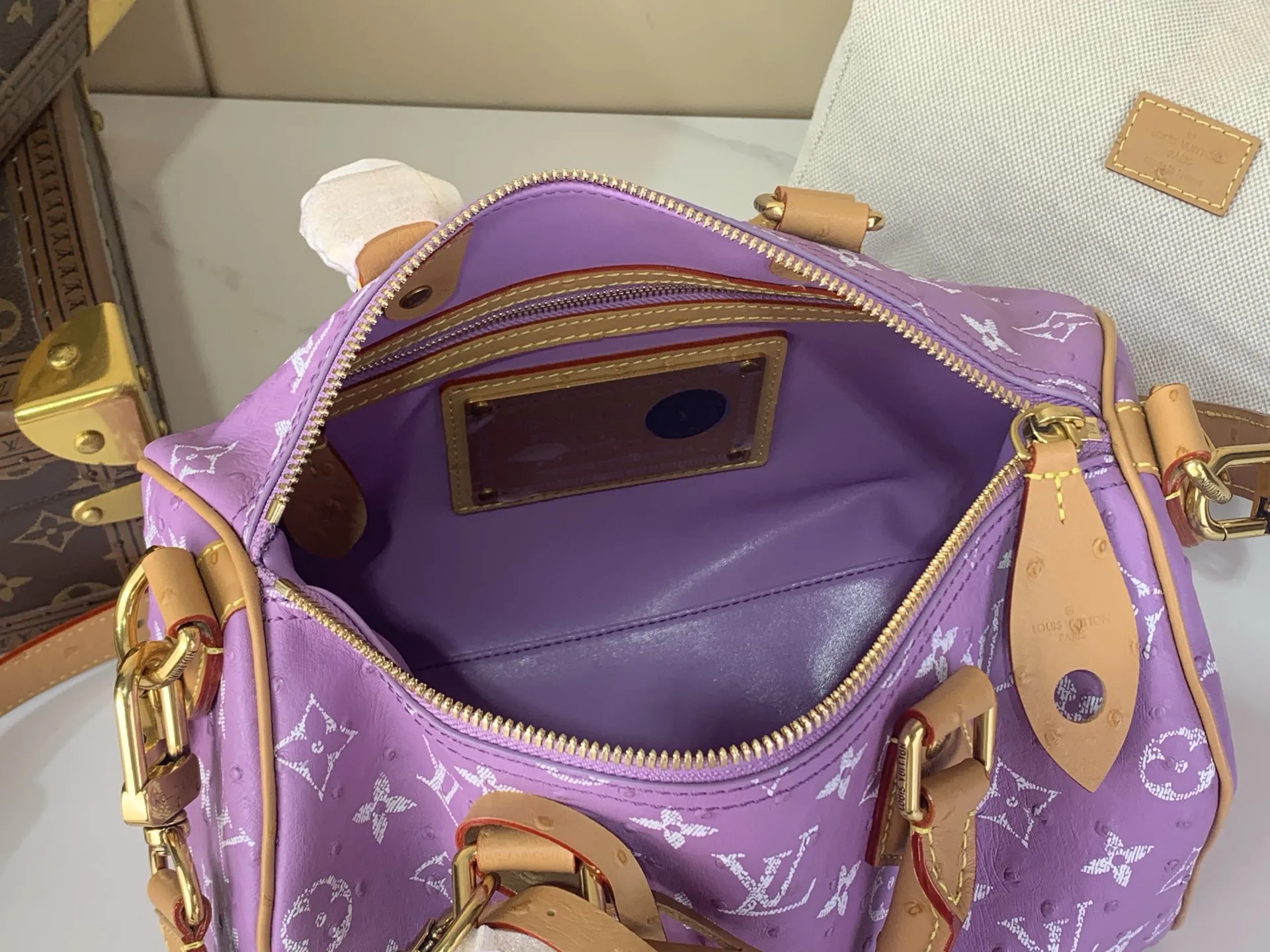 Louis Vuitton Speedy P9 Bandouli??re 30 Monogram Ostrich-Embossed Cowhide M14064 - 图片 10