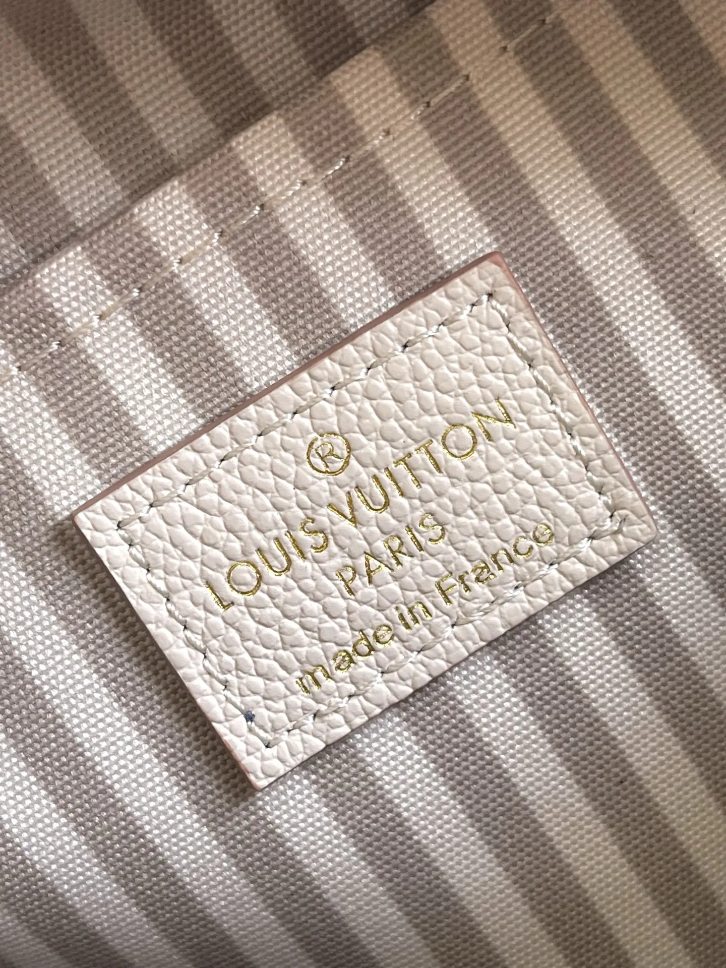Alternative view of Louis Vuitton Speedy Bandoulière 20 M14291