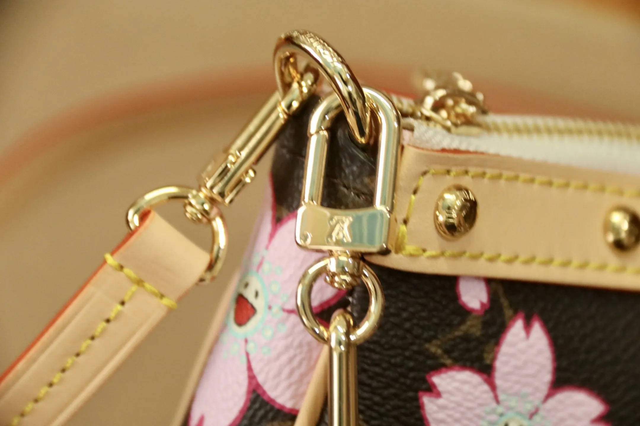 Louis Vuitton LV x TM Pochette Accessoires M13666 - 图片 4