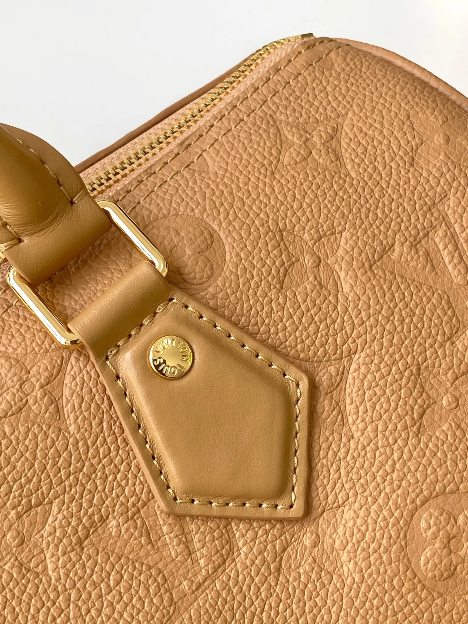 Louis Vuitton Speedy Soft 30 M11323 - Image 8
