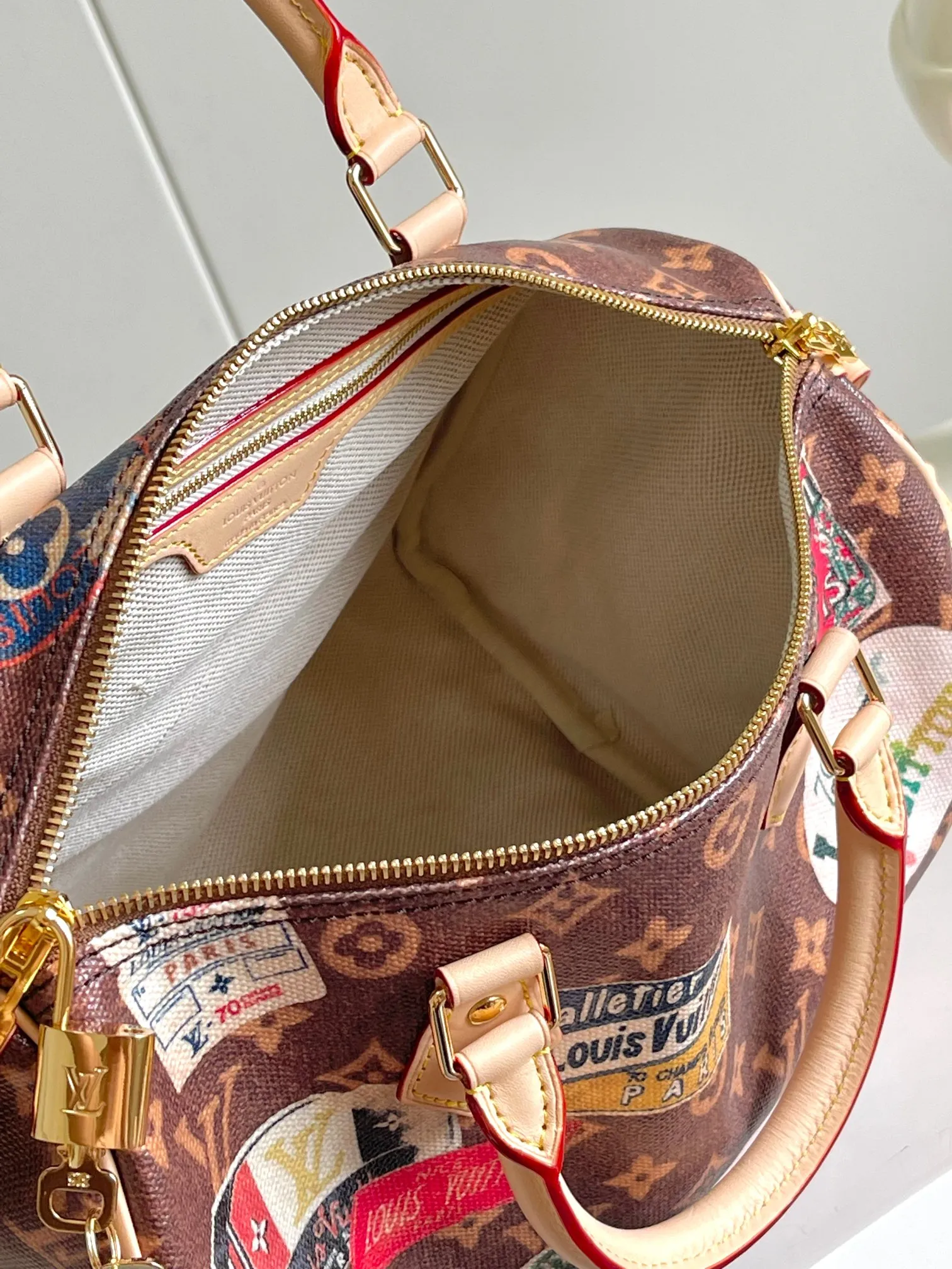 Alternative view of Louis Vuitton Speedy Bandoulière 30 M47087