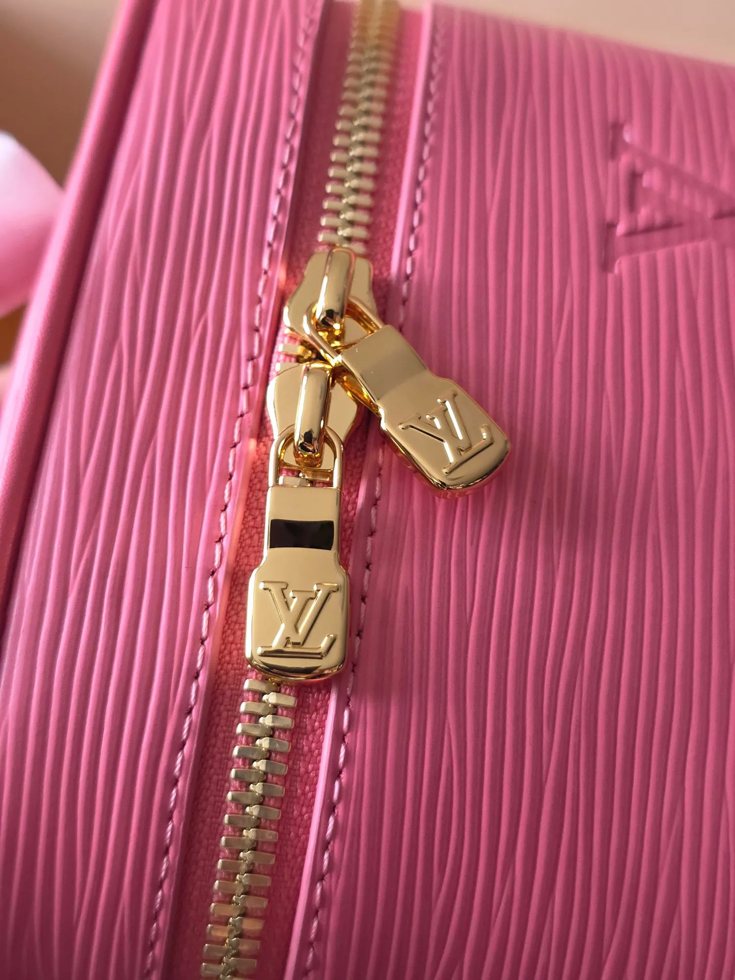 Louis Vuitton Nice Nano M25857 - Image 8