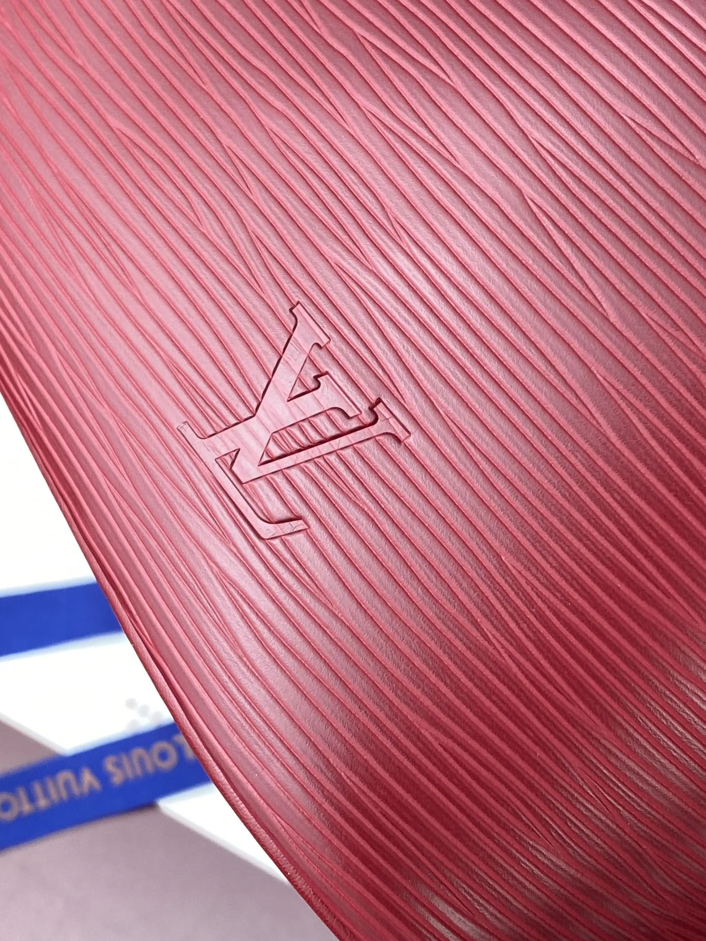 Alternative view of Louis Vuitton Nice Nano M25857