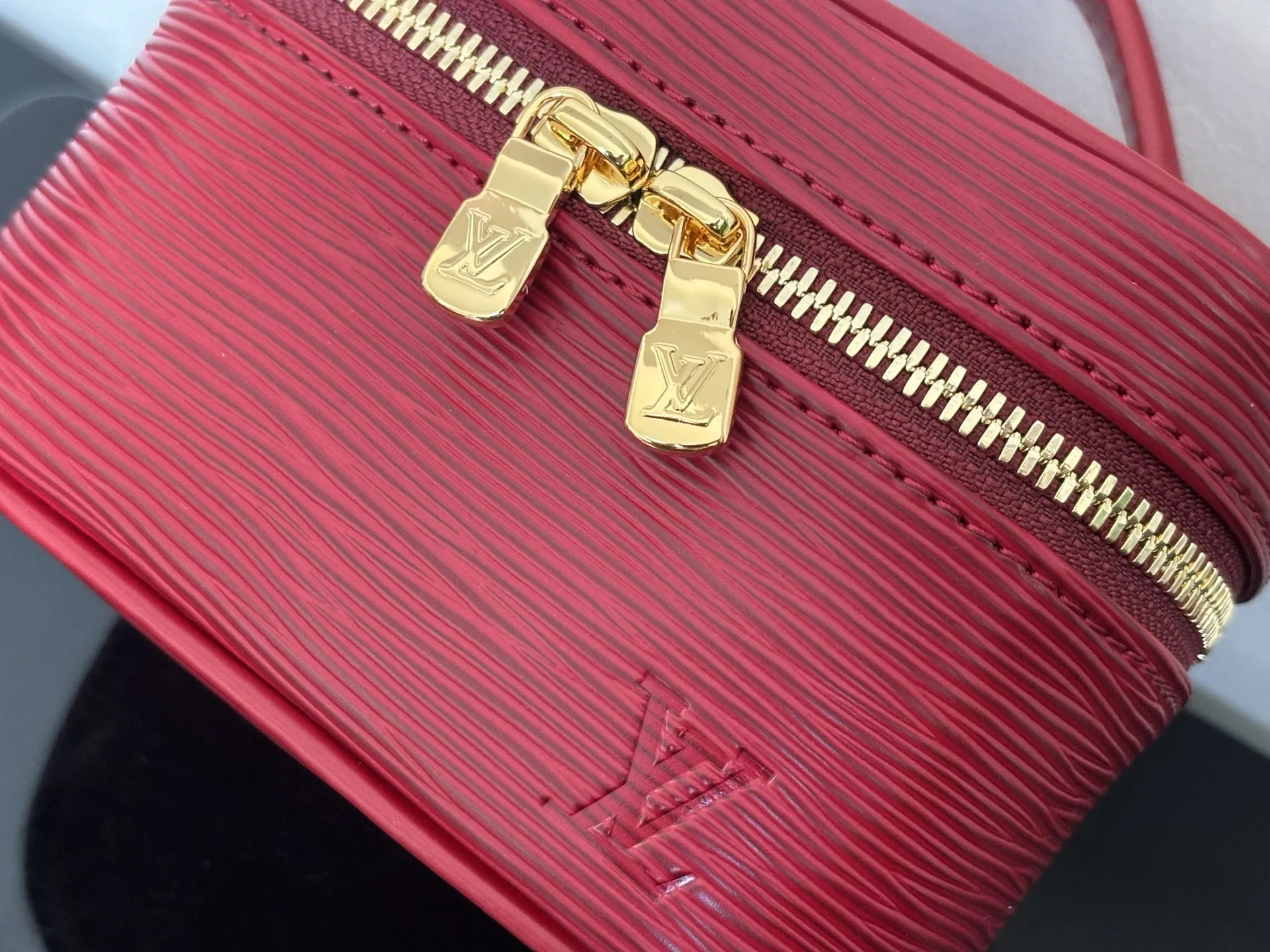 Louis Vuitton Nice Mini M15191 - Image 8