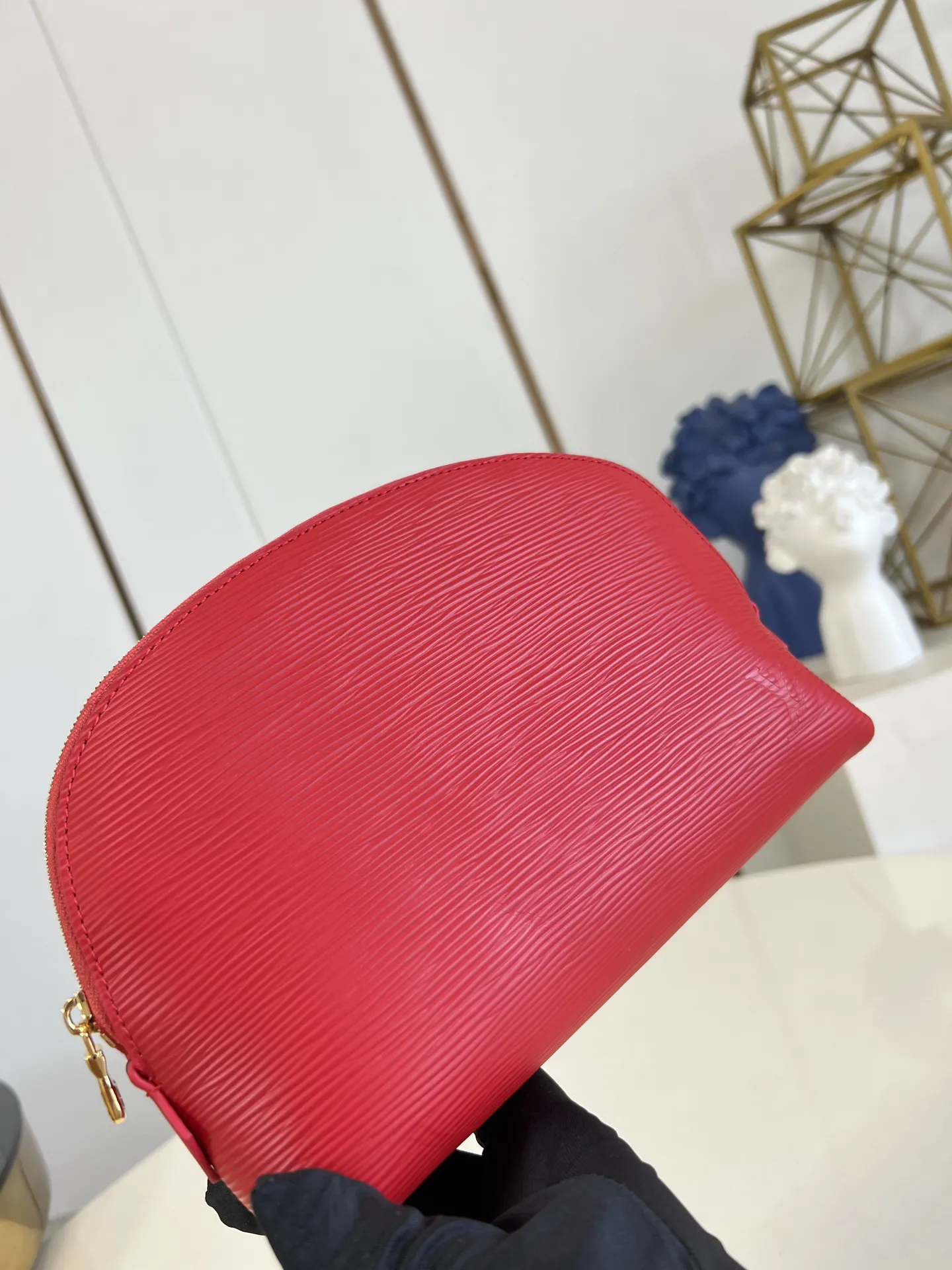 Louis Vuitton Cosmetic Pouch PM M15197 - 图片 4