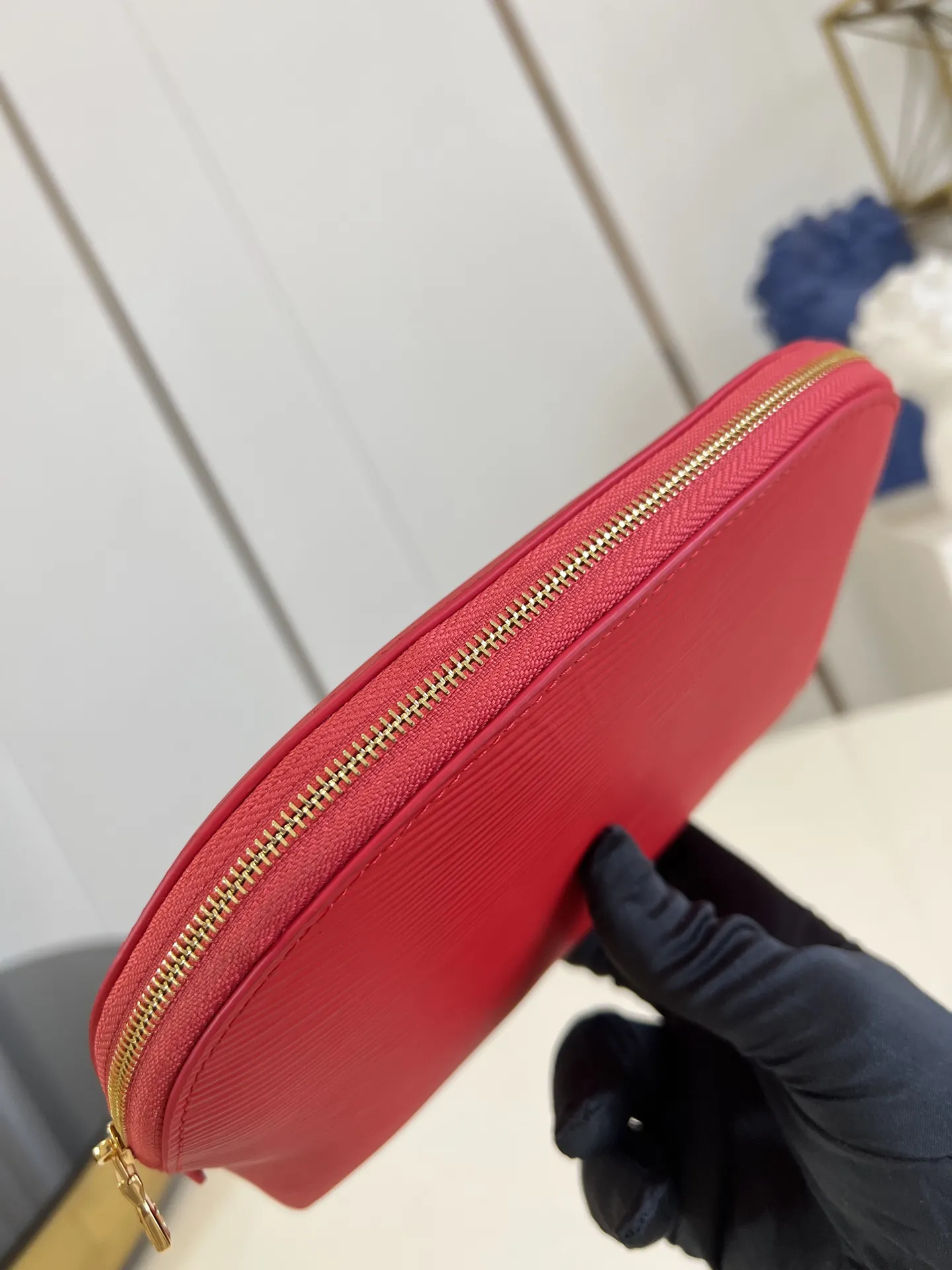 Louis Vuitton Cosmetic Pouch PM M15197 - 图片 9
