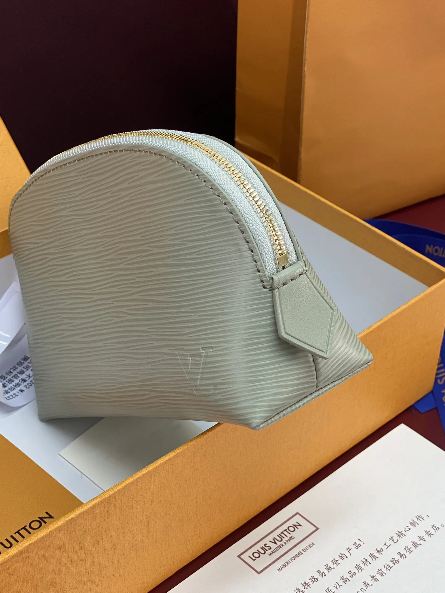 Louis Vuitton Pochette Cosm??tique M15198 - Image 6