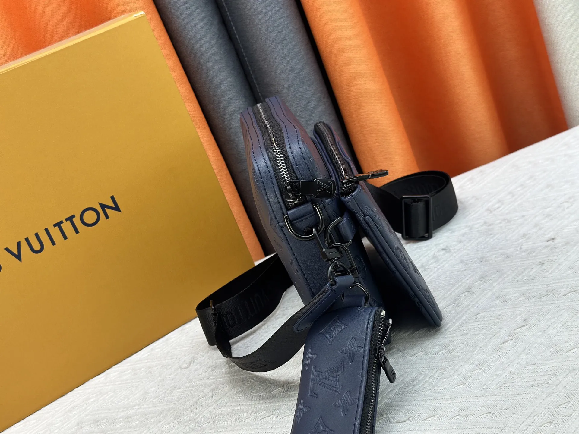 Louis Vuitton Trio Messenger M27925 - 图片 5