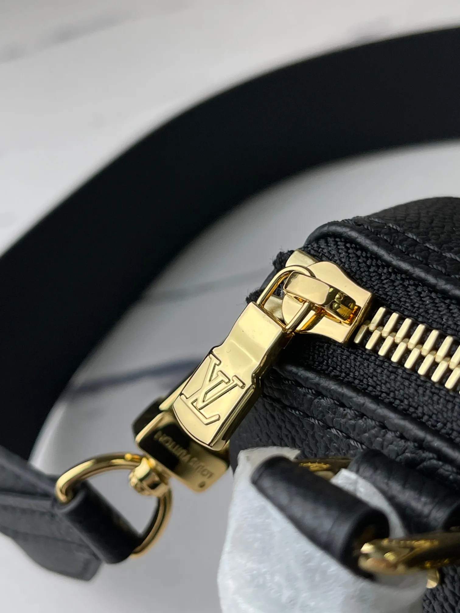Louis Vuitton Nano Speedy M46745 - Image 9