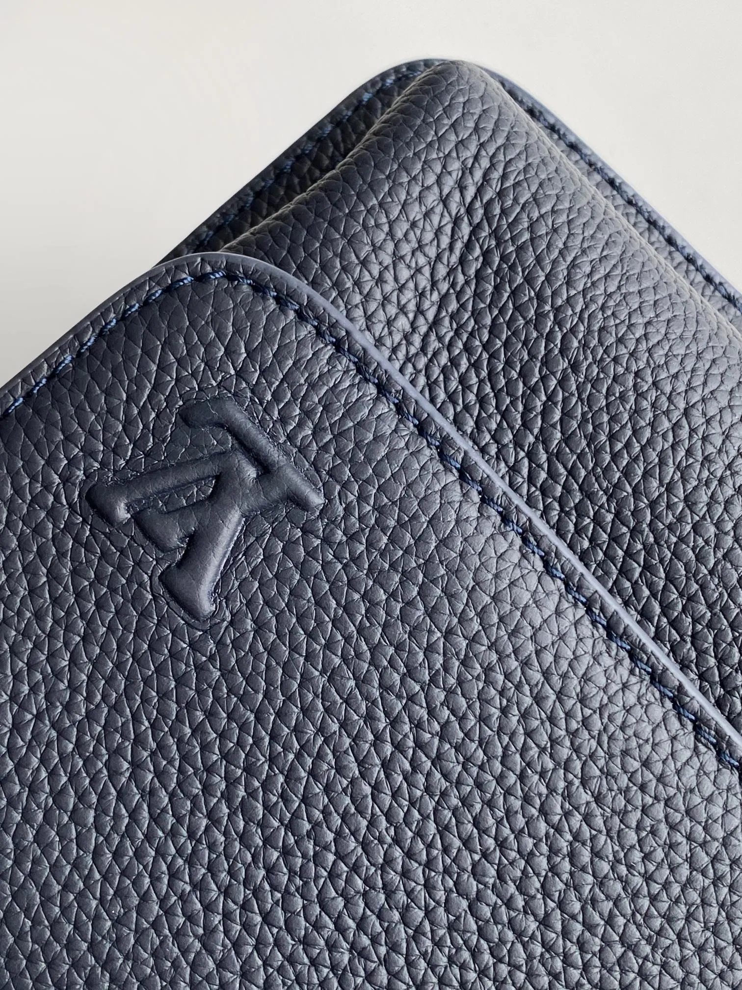 Louis Vuitton Boarding Messenger M15265 - 图片 4