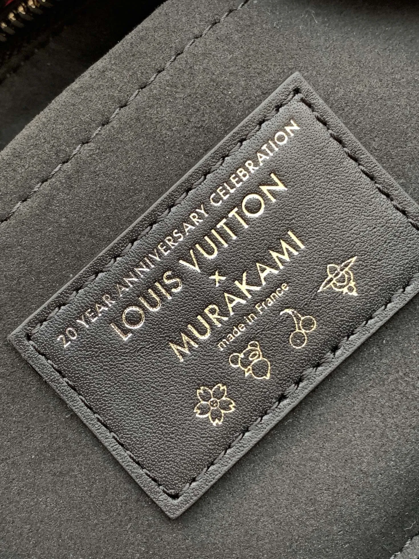 Alternative view of Louis Vuitton LV x TM OnTheGo East West Chain M13260