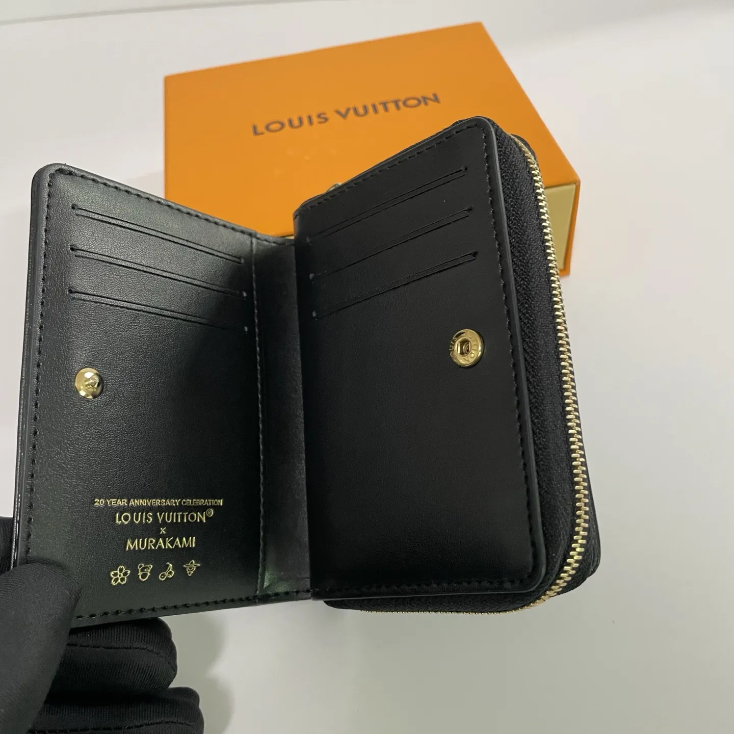 Louis Vuitton LV x TM Lou Wallet M13829 - 图片 3