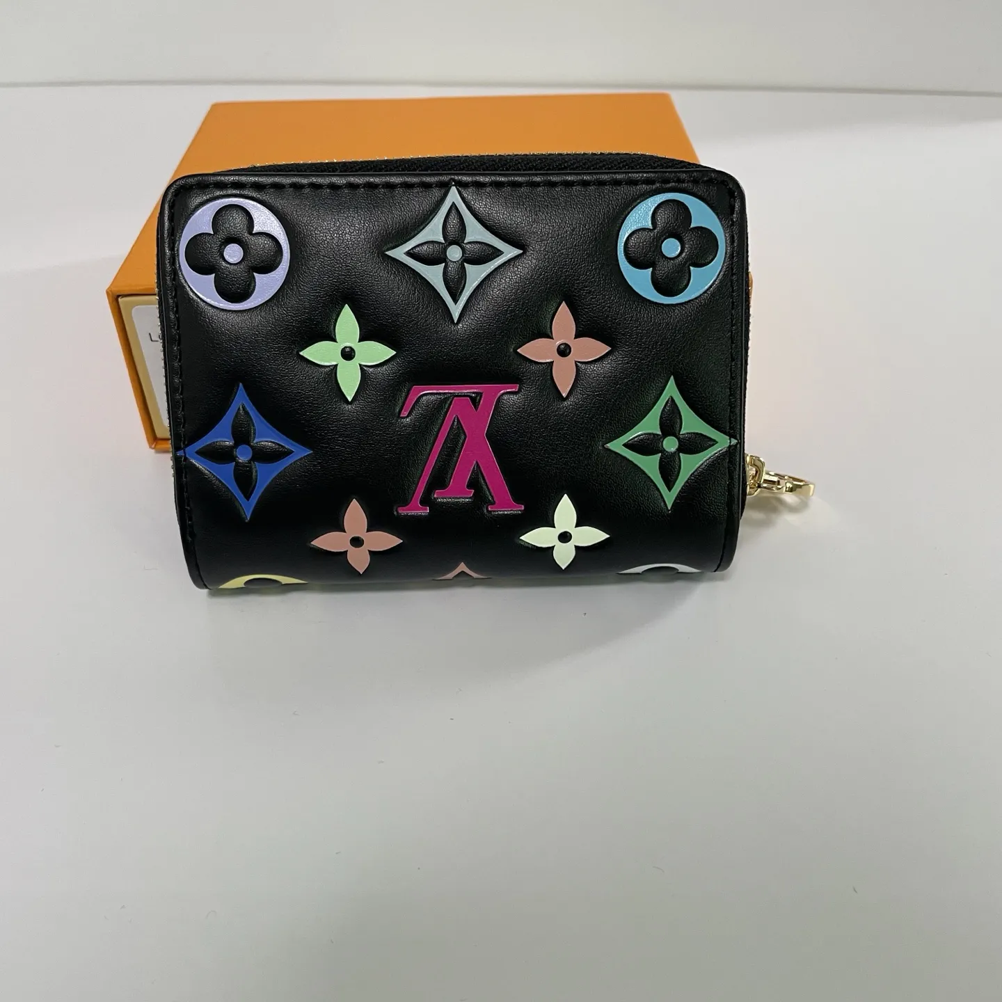 Louis Vuitton LV x TM Lou Wallet M13829 - 图片 9