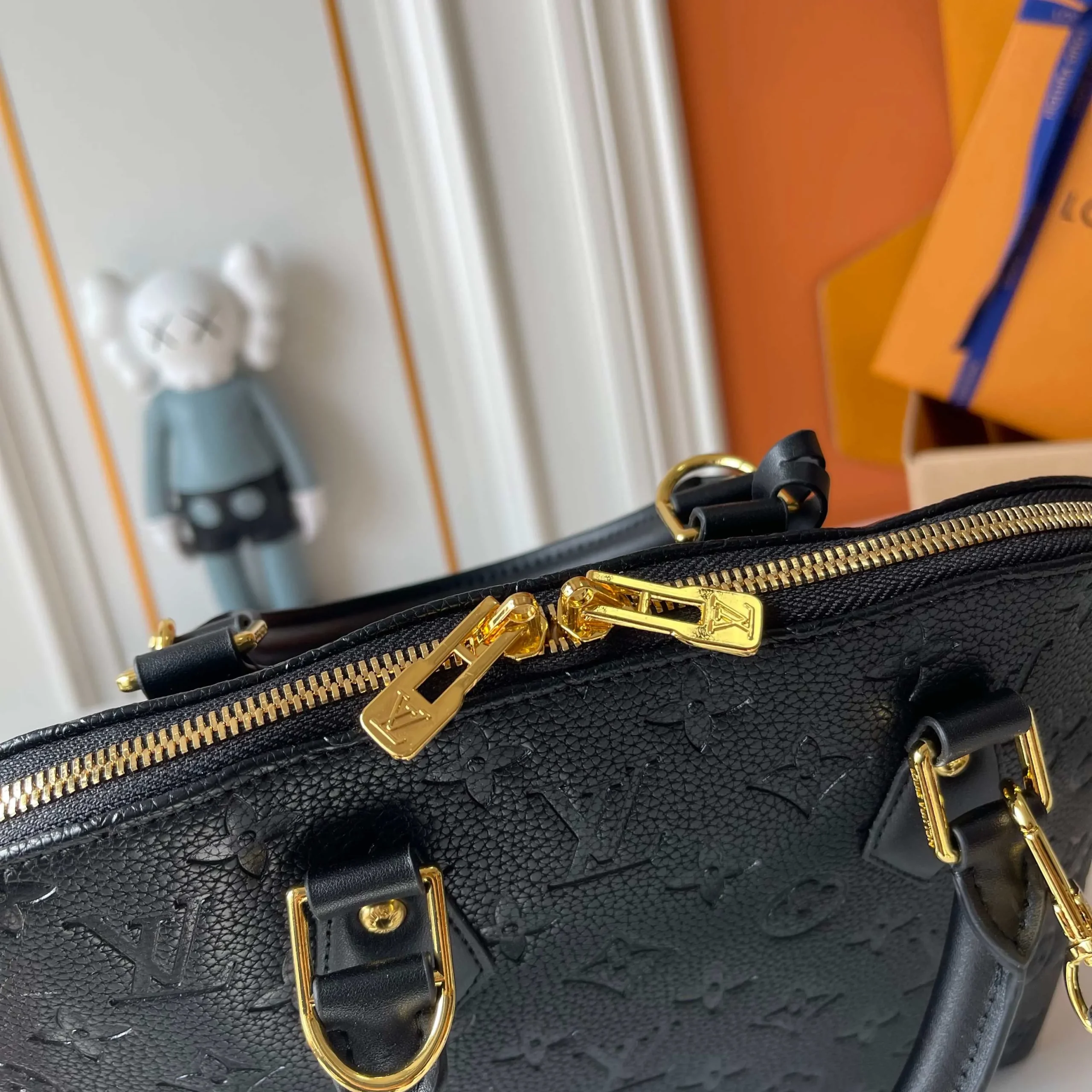 Louis Vuitton Alma PM M26489 - Image 9