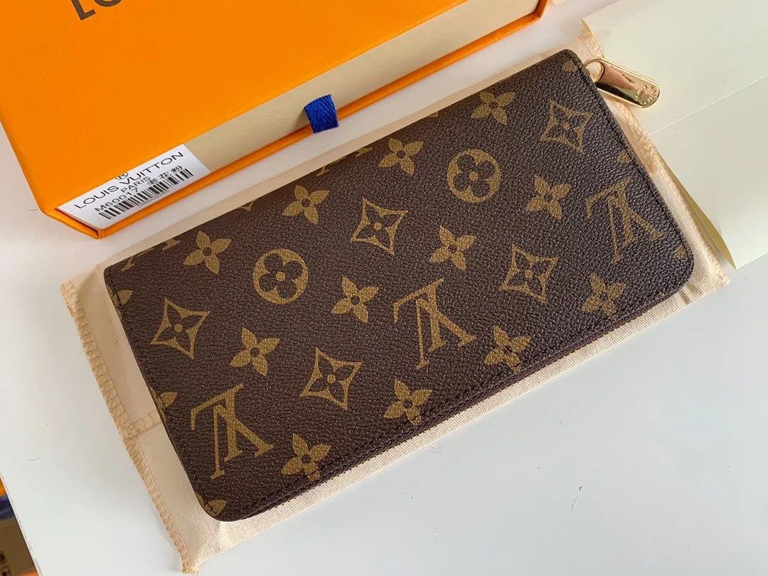 Louis Vuitton Monogram Eclipse Zippy M60017 - Image 5
