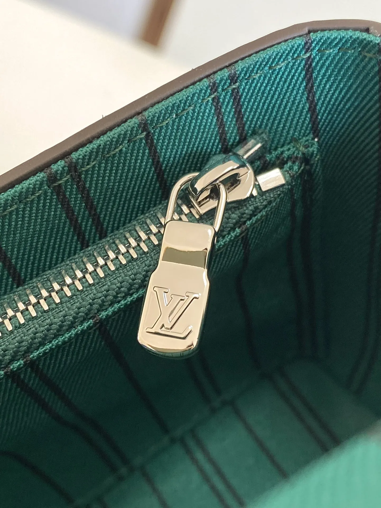 Louis Vuitton Steamer Wearable Wallet M12808 - 图片 9