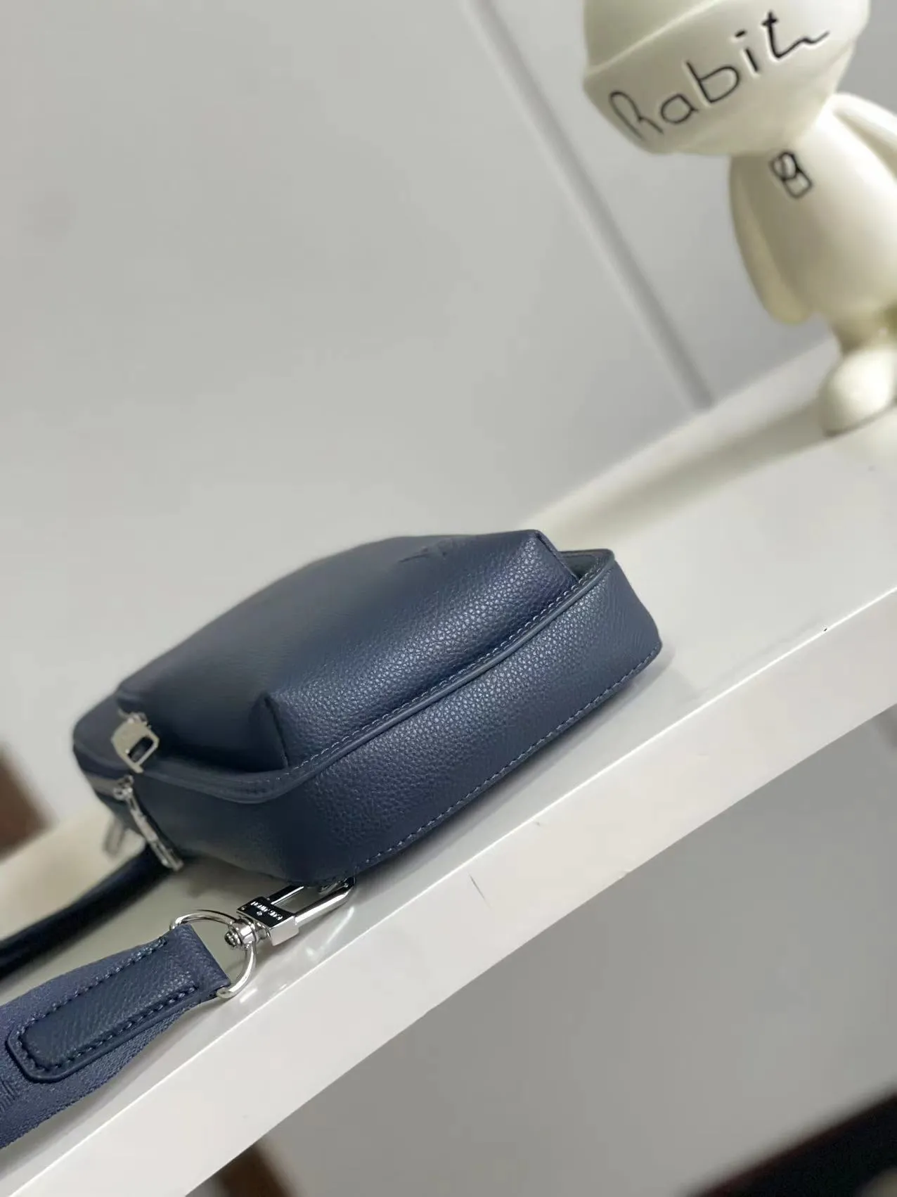 Louis Vuitton Avenue Slingbag PM M15269 - 图片 6