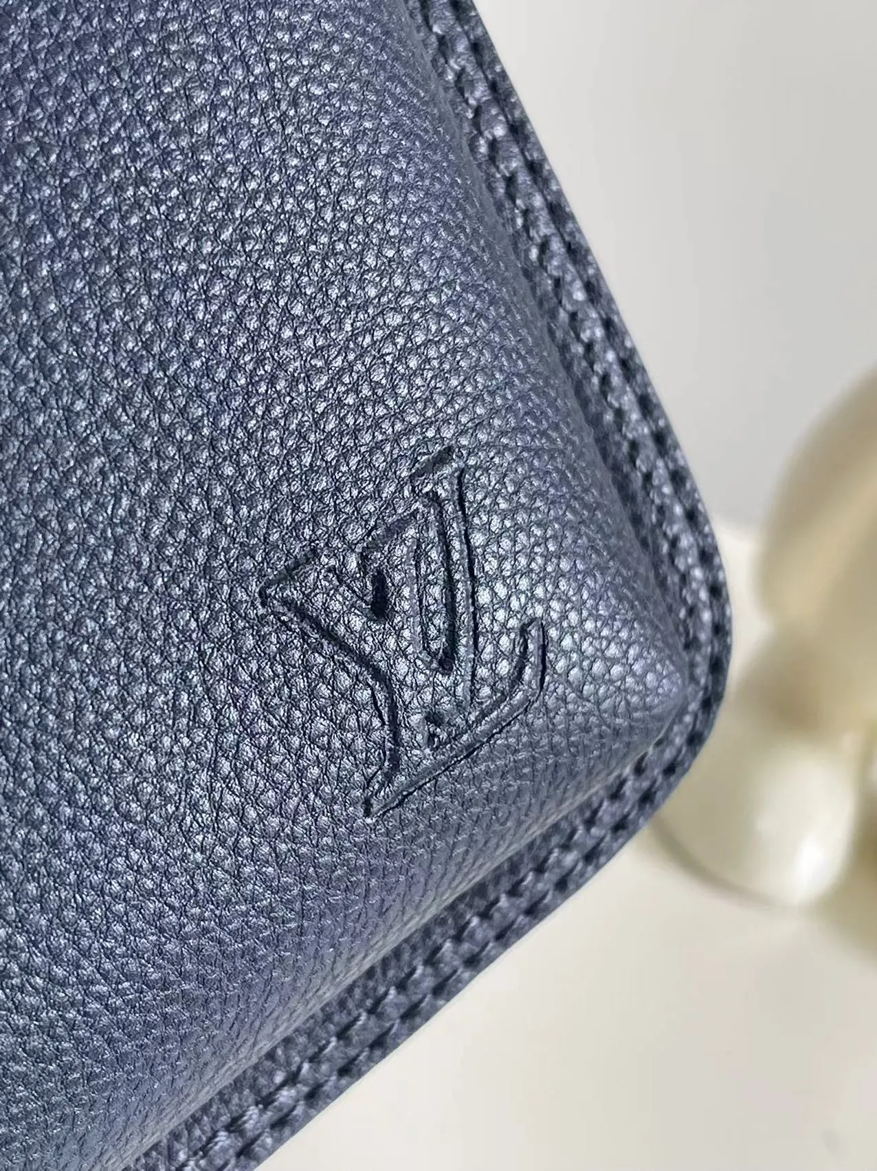 Louis Vuitton Avenue Slingbag PM M15269 - 图片 7