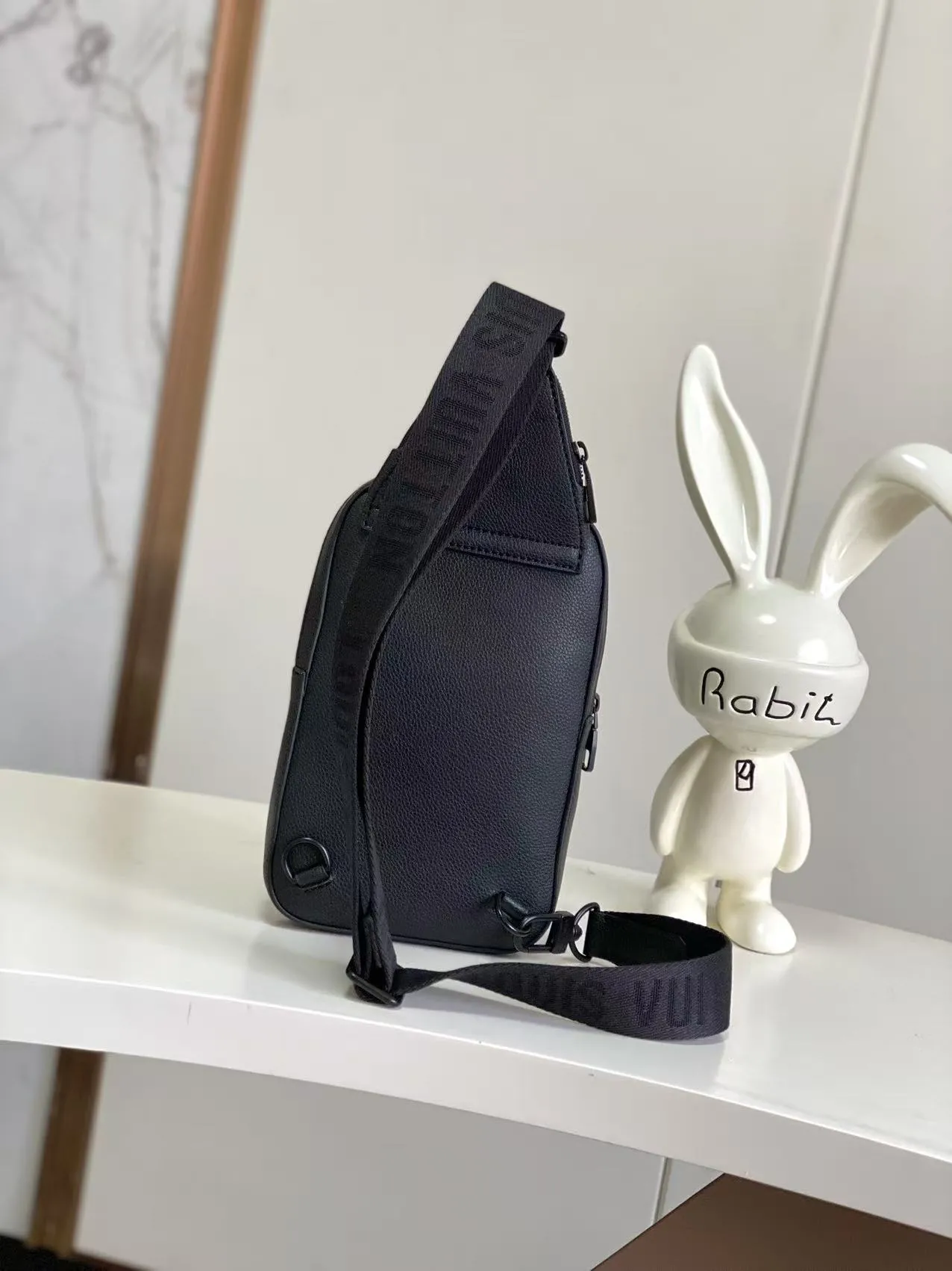 Louis Vuitton Avenue Slingbag PM M15255 - 图片 5