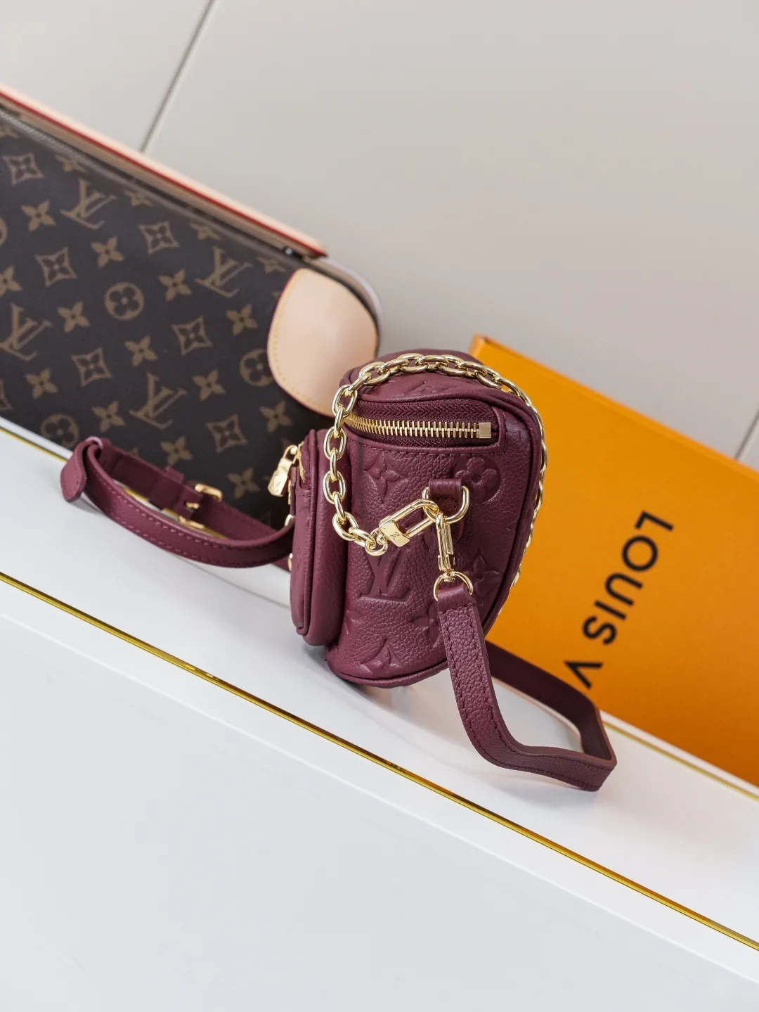 Louis Vuitton Mini Bumbag M25905 - Image 4