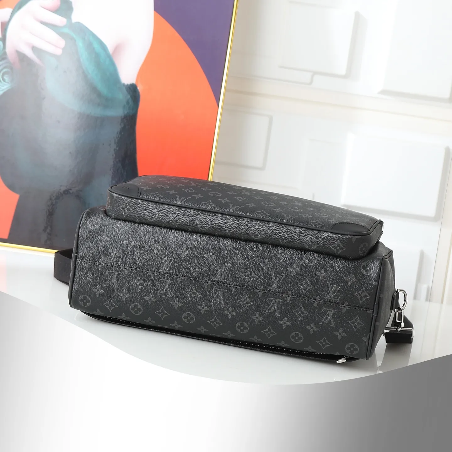 Louis Vuitton Weekender Bag M11512 - Image 6