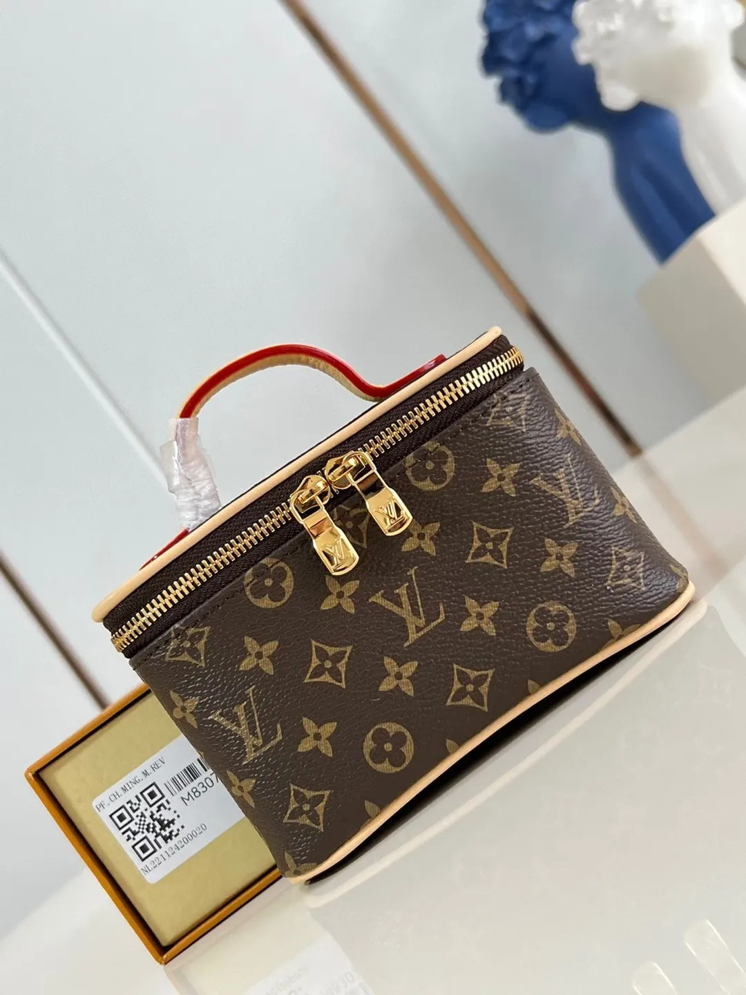 Louis Vuitton Nice Beauty M83079 - Image 3