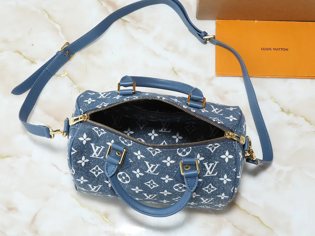 Alternative view of Louis Vuitton Speedy Bandoulière 25 M59609