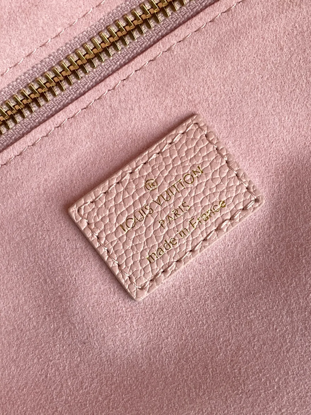Alternative view of Louis Vuitton Neverfull MM M14210
