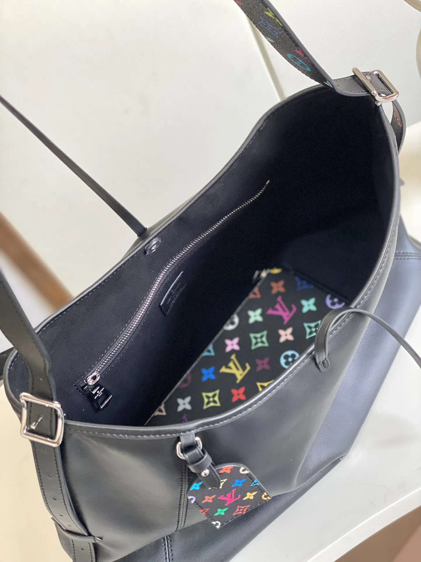 Louis Vuitton LV x TM CarryAll Vibe MM M13105 - 图片 10