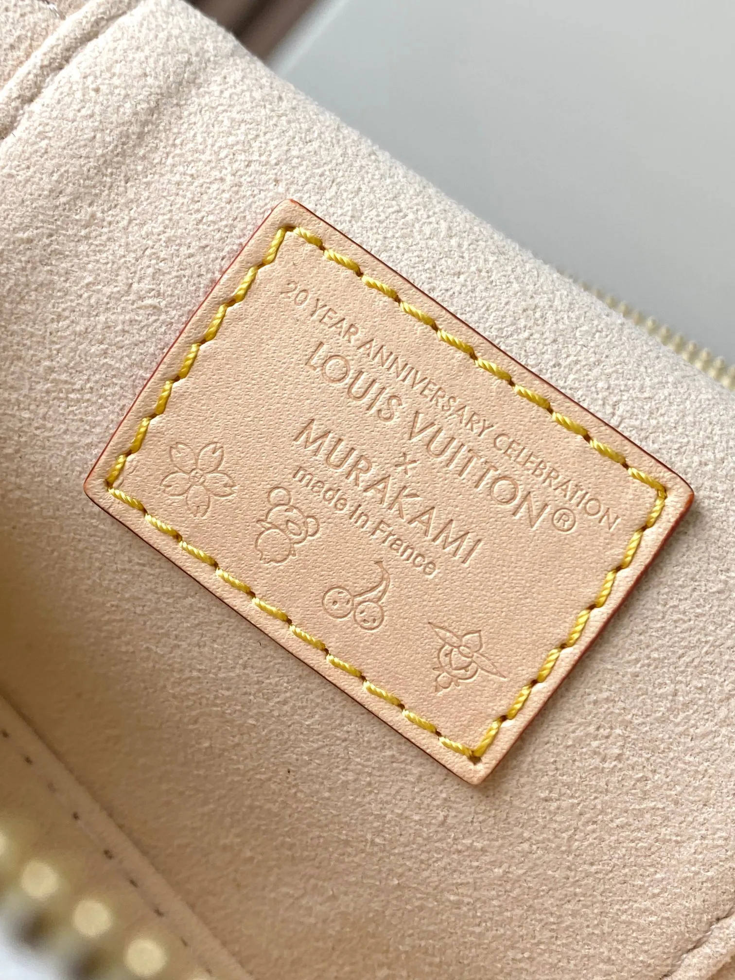 Alternative view of Louis Vuitton LV x TM Vanity Chain Pouch M13662