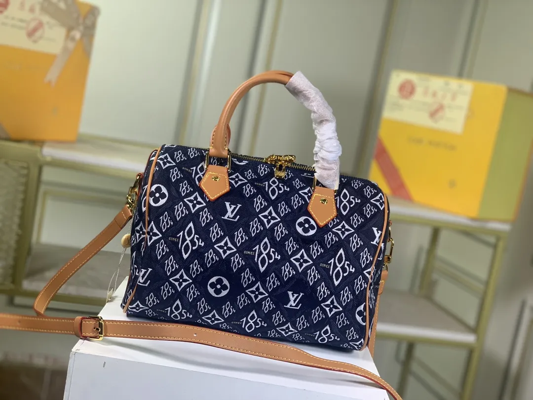 Alternative view of Louis Vuitton Speedy Bandoulière 25 M57400