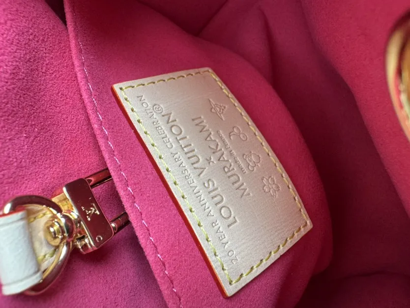 Alternative view of Louis Vuitton LV x TM OnTheGo BB M13668