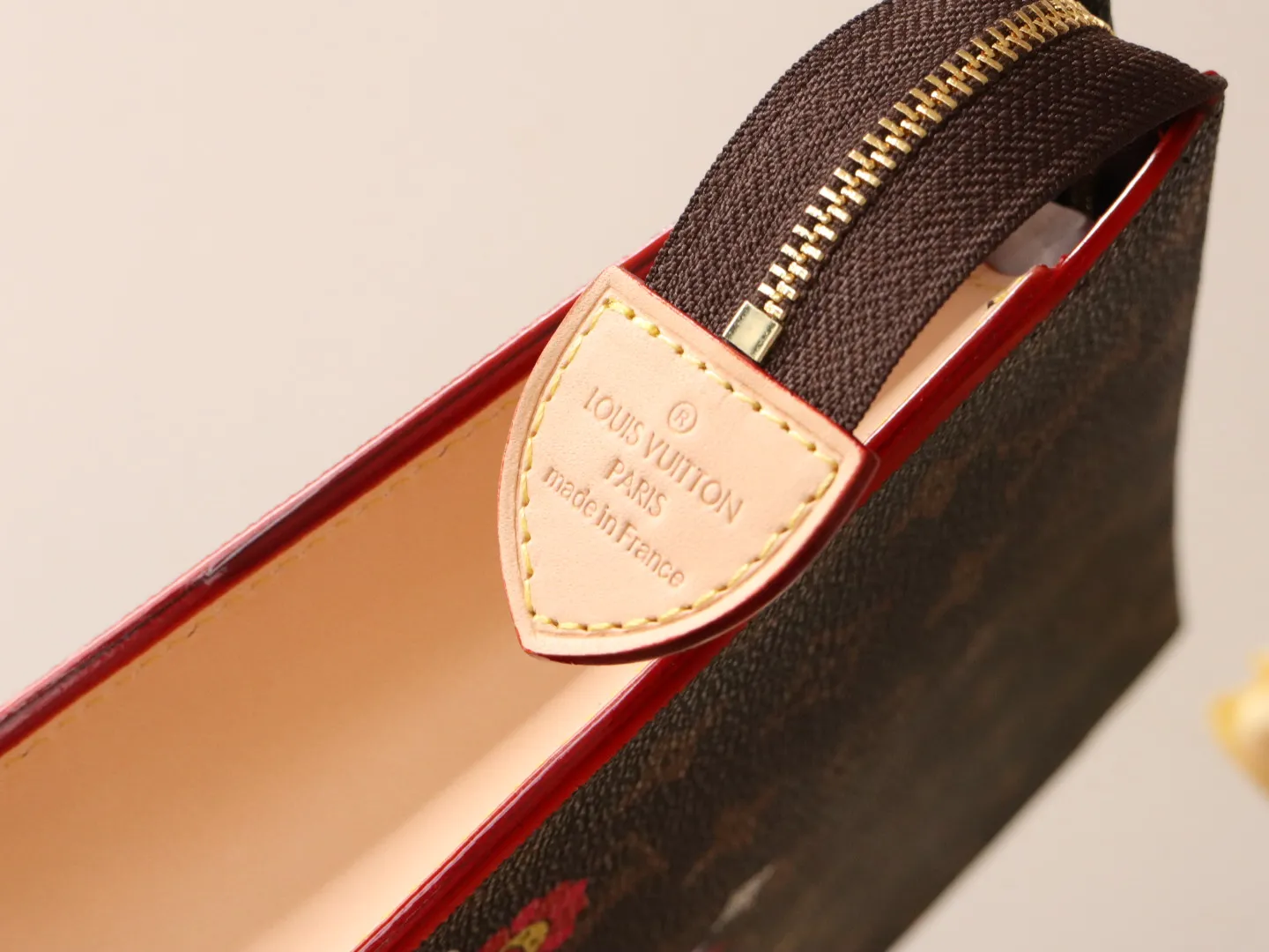 Louis Vuitton LV x TM Toiletry Pouch M14180 - 图片 9