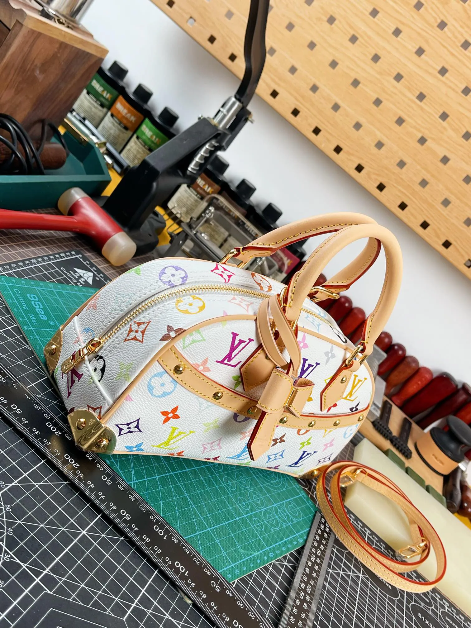 Louis Vuitton LV x TM Handbag East West M13084 - 图片 4