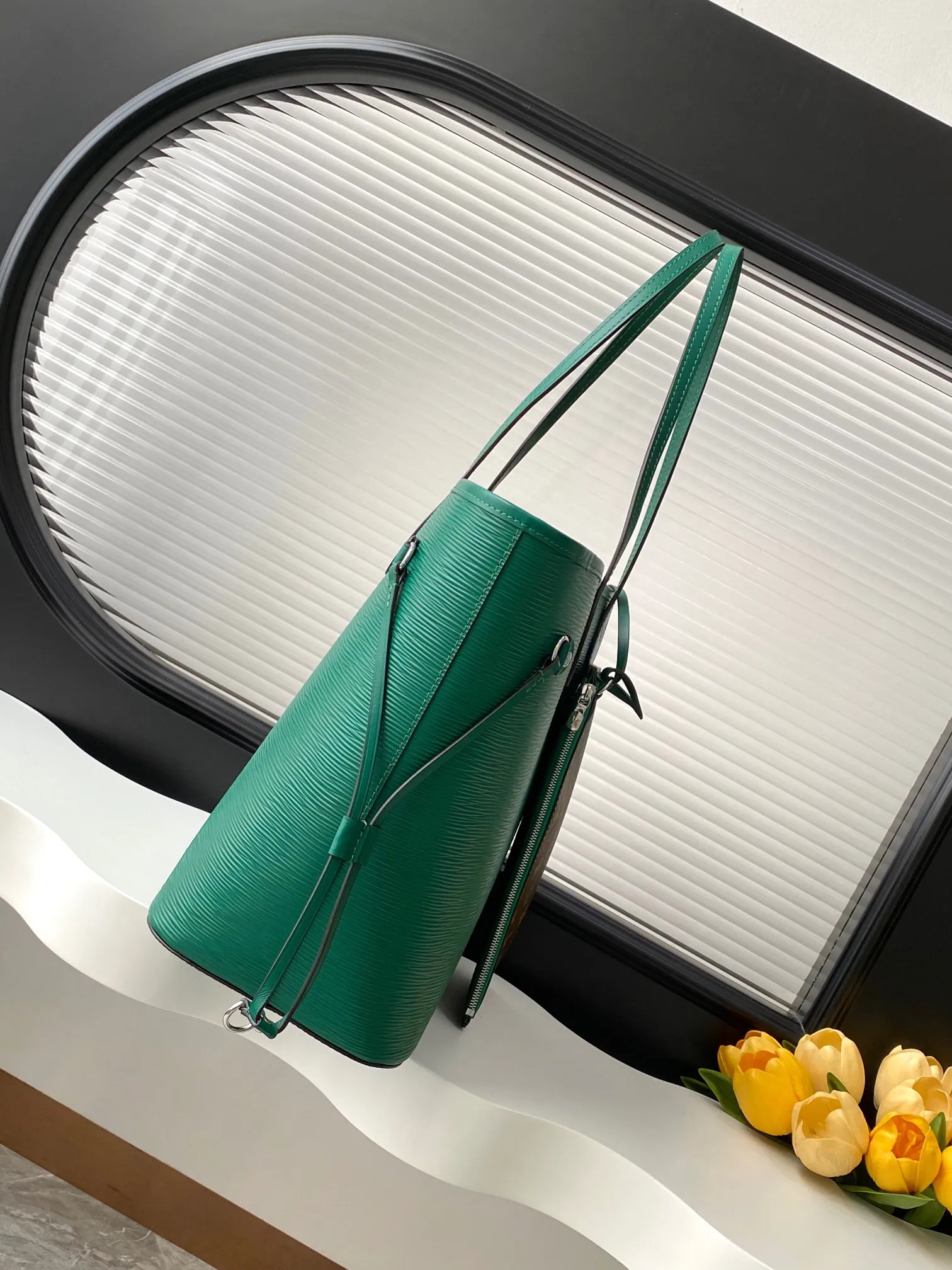 Louis Vuitton Neverfull MM M12195 - 图片 4