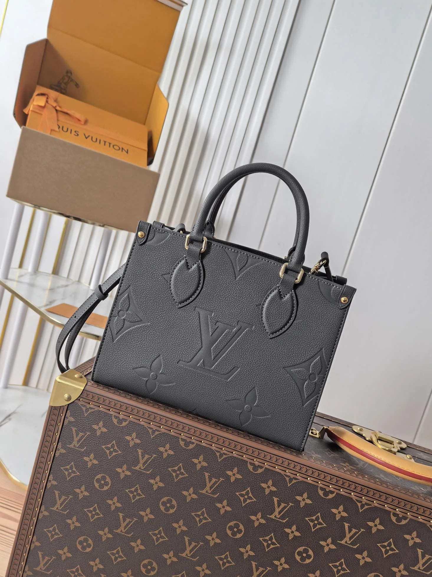 Louis Vuitton OnTheGo PM M12886 - 图片 3