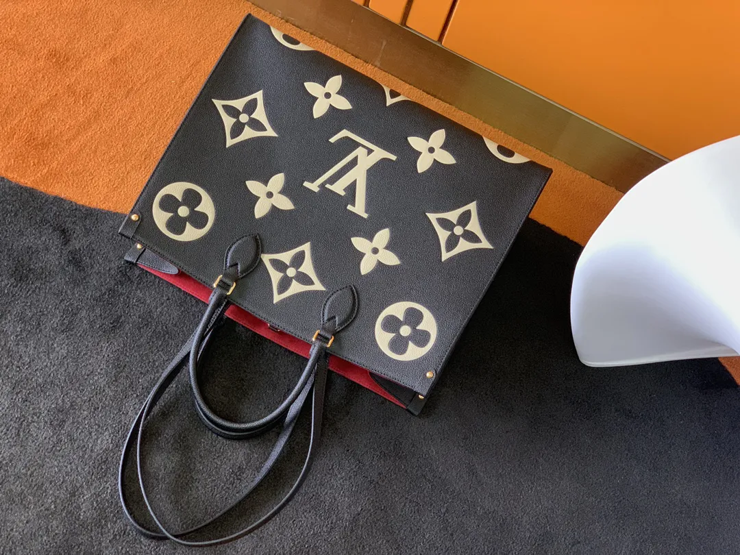 Alternative view of Louis Vuitton OnTheGo GM M45945