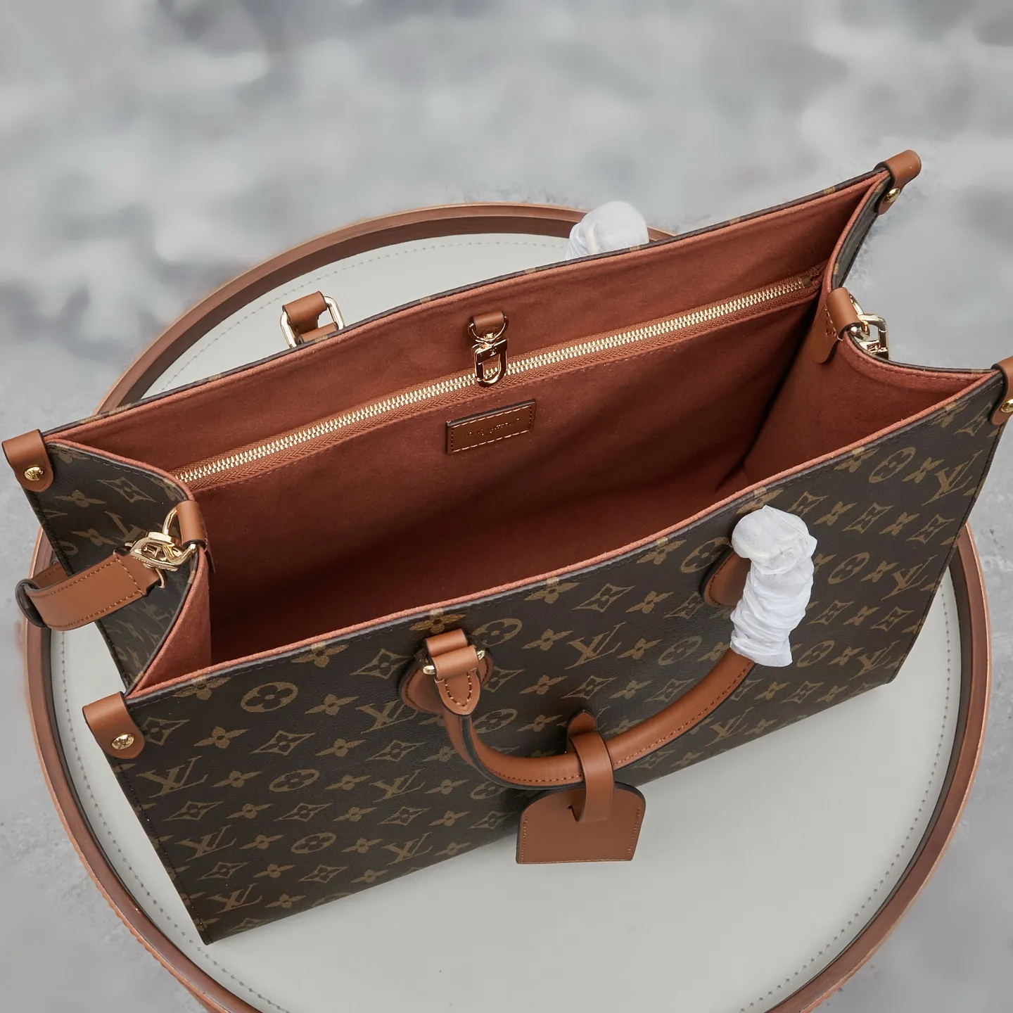 Louis Vuitton OnTheGo Organizer M14235 - 图片 3