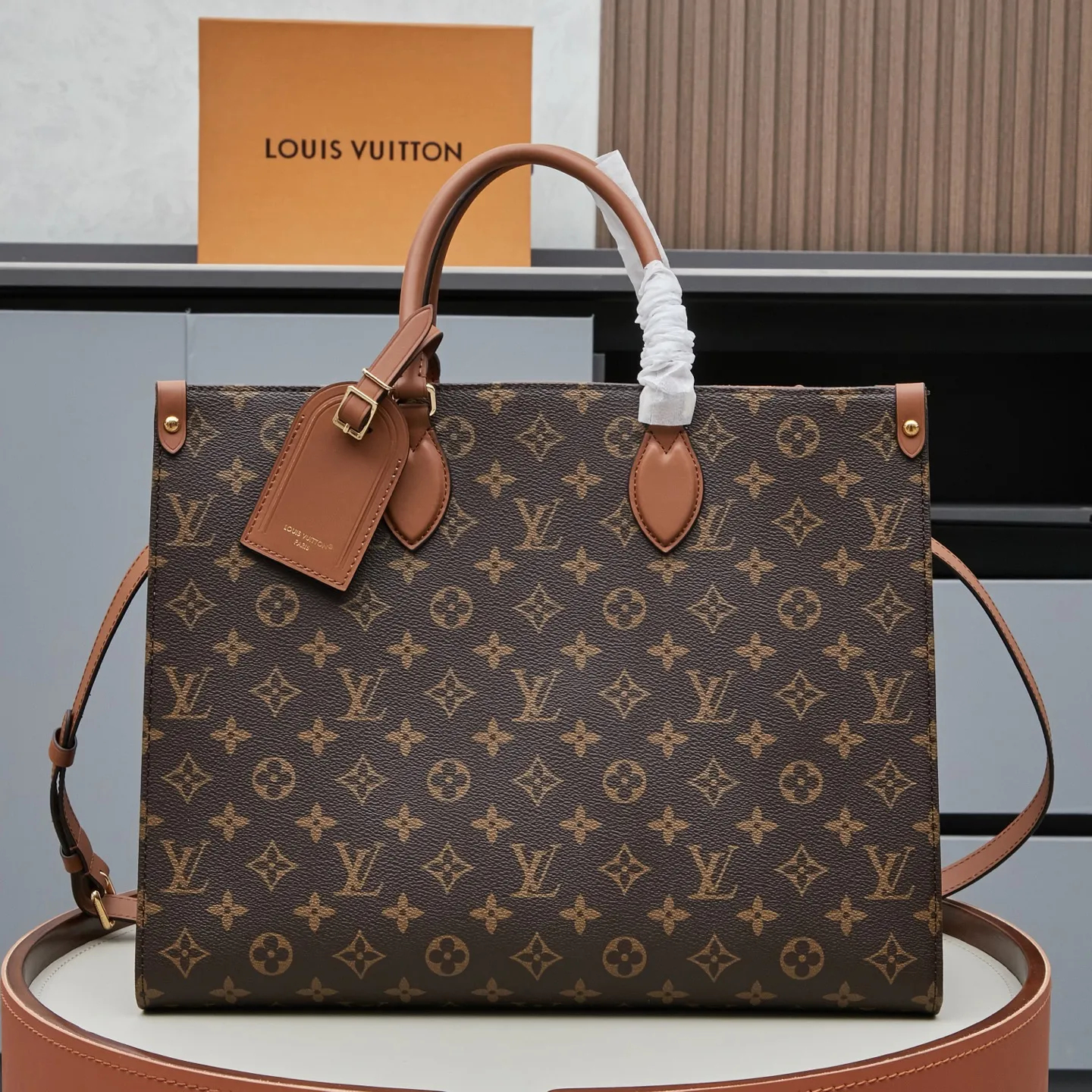 Louis Vuitton OnTheGo Organizer M14235 - 图片 4