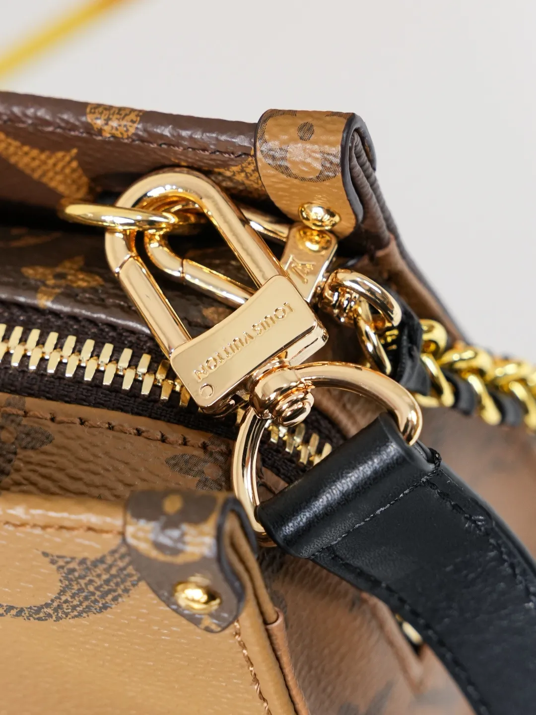 Louis Vuitton OnTheGo East West Chain M14236 - 图片 8