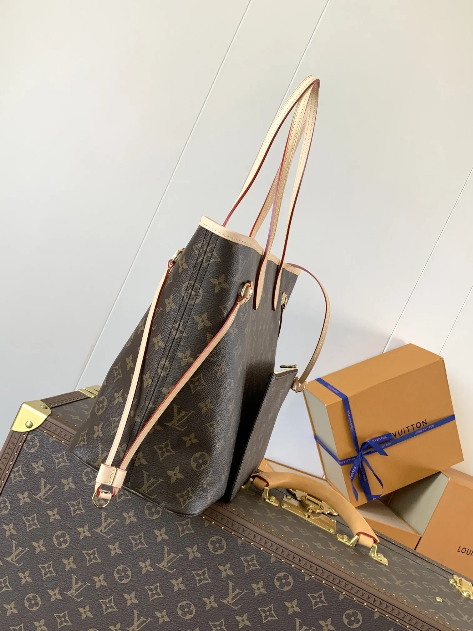 Louis Vuitton Neverfull MM M46975 - Image 4