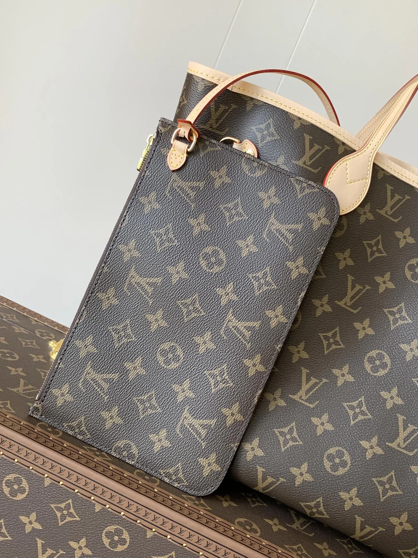 Louis Vuitton Neverfull MM M46975 - Image 7
