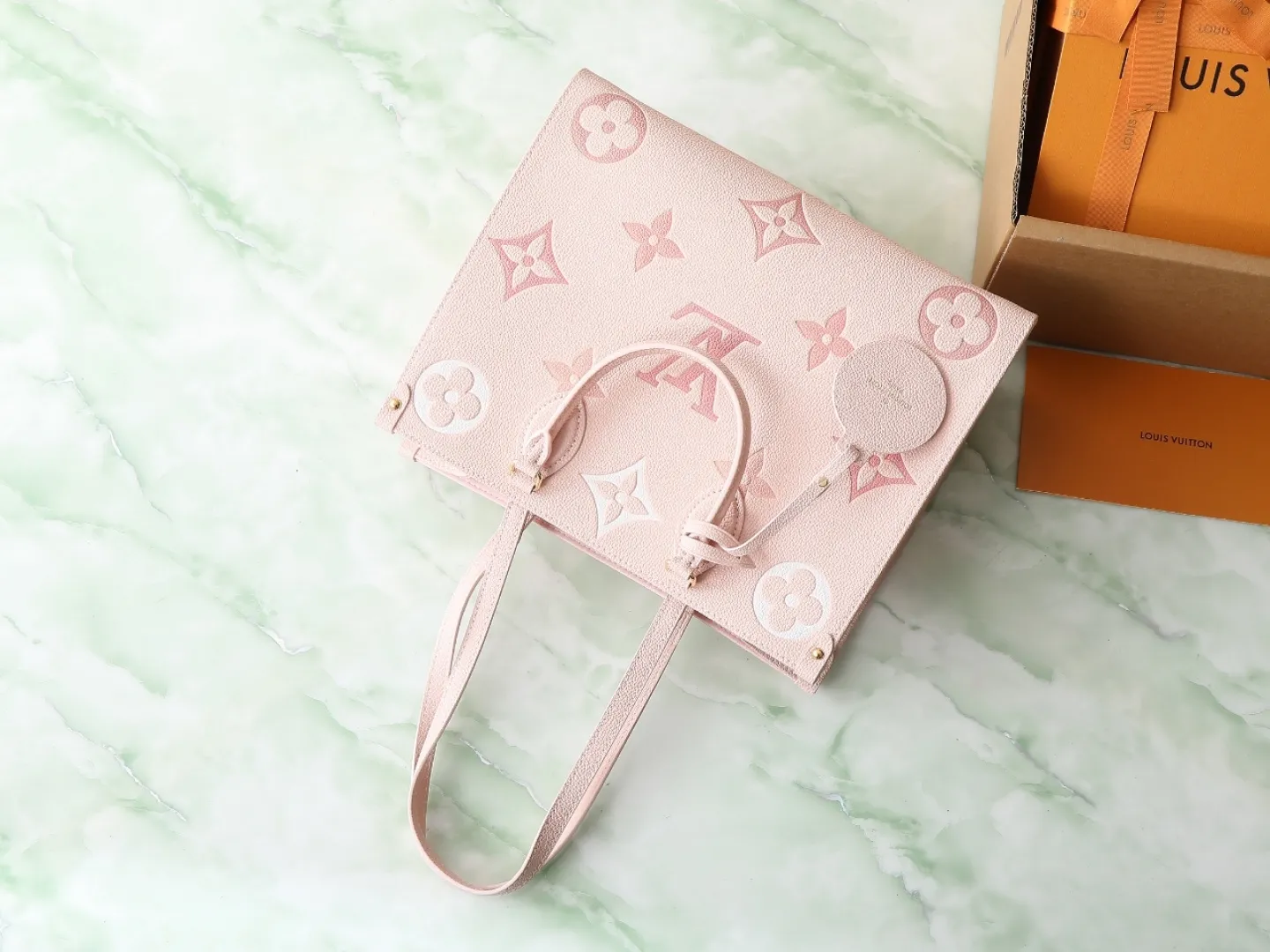 Louis Vuitton Onthego MM M46542 - 图片 7