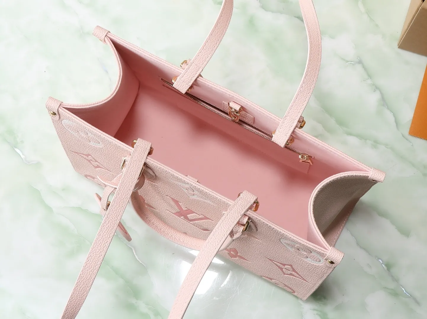 Louis Vuitton Onthego MM M46542 - 图片 10