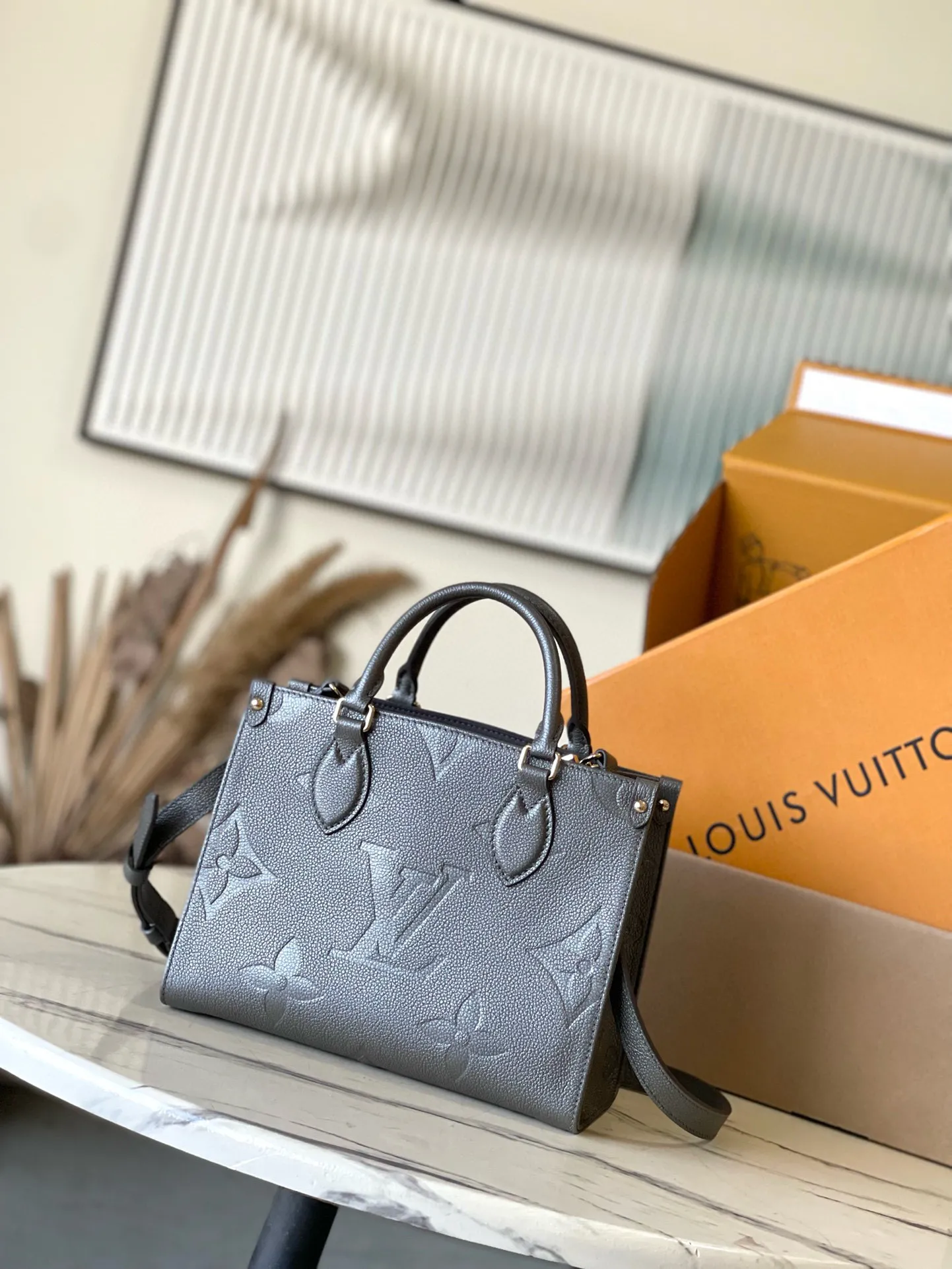 Louis Vuitton OnTheGo PM M58956 - 图片 4