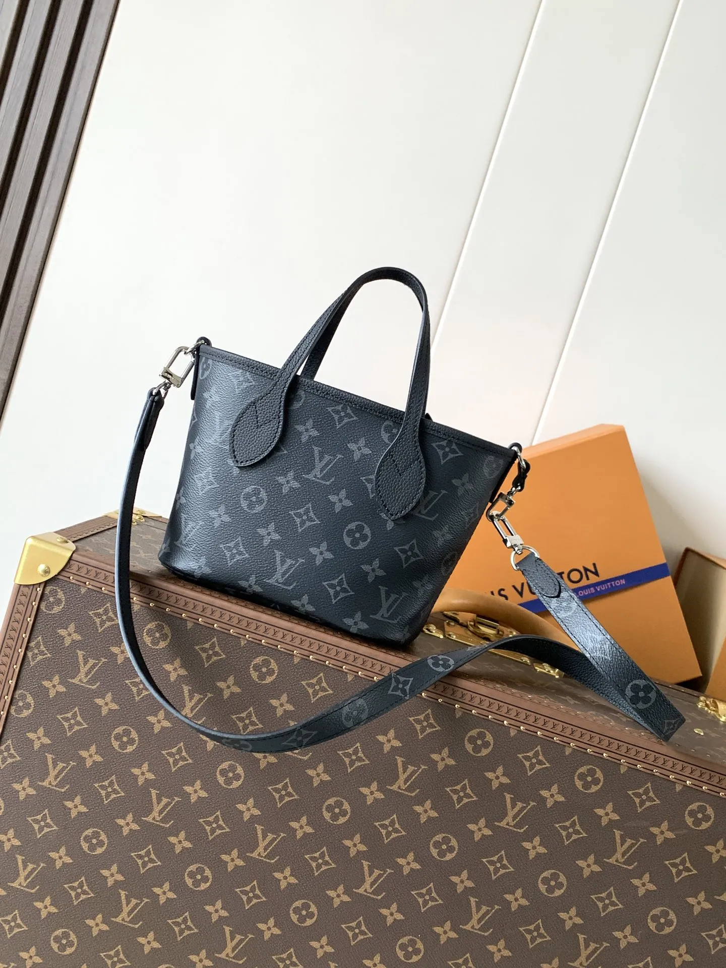 Louis Vuitton Neverfull Bandoulière Inside Out BB M12099 - 图片 5