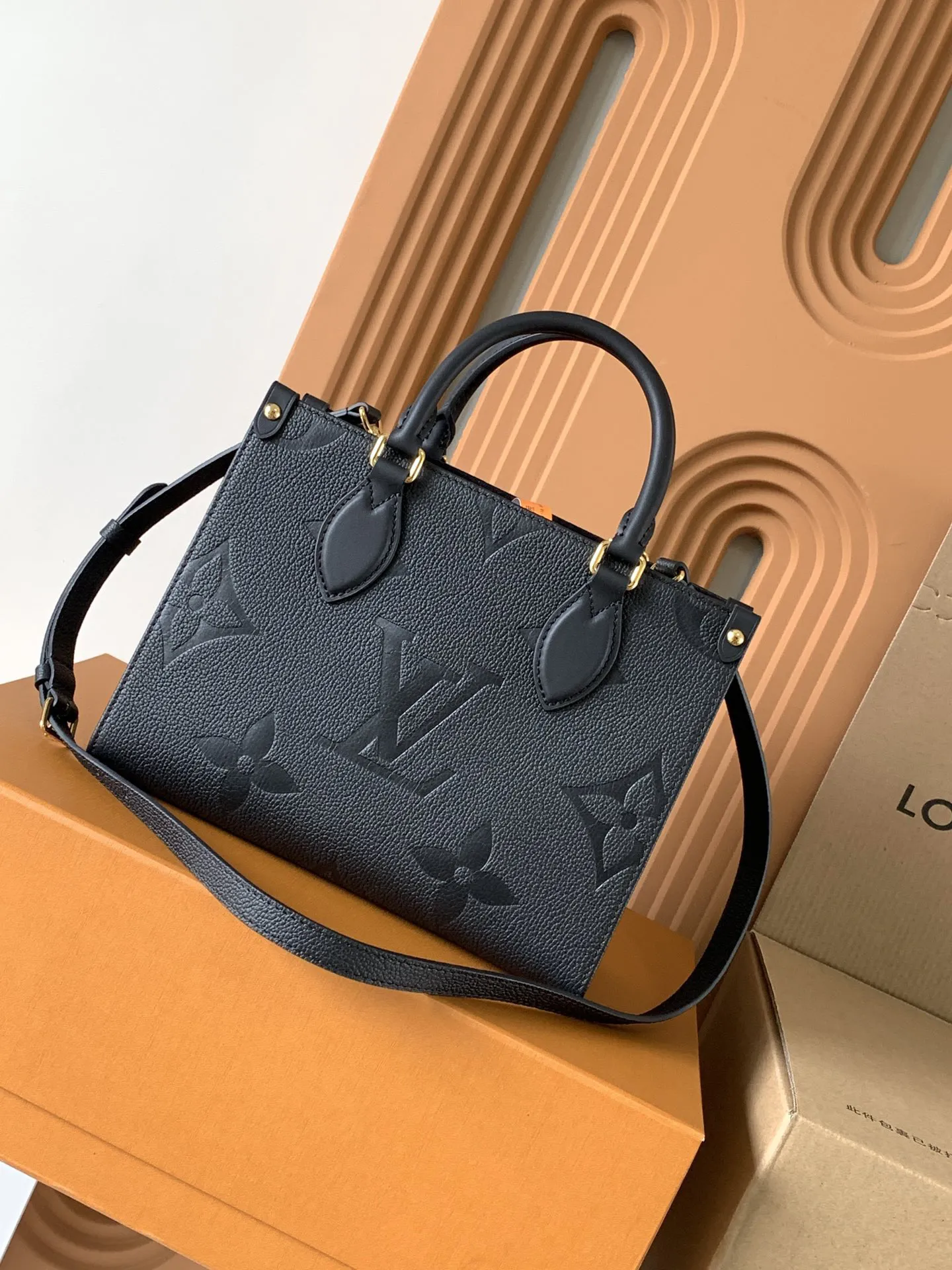 Louis Vuitton OnTheGo PM M45653 - 图片 4