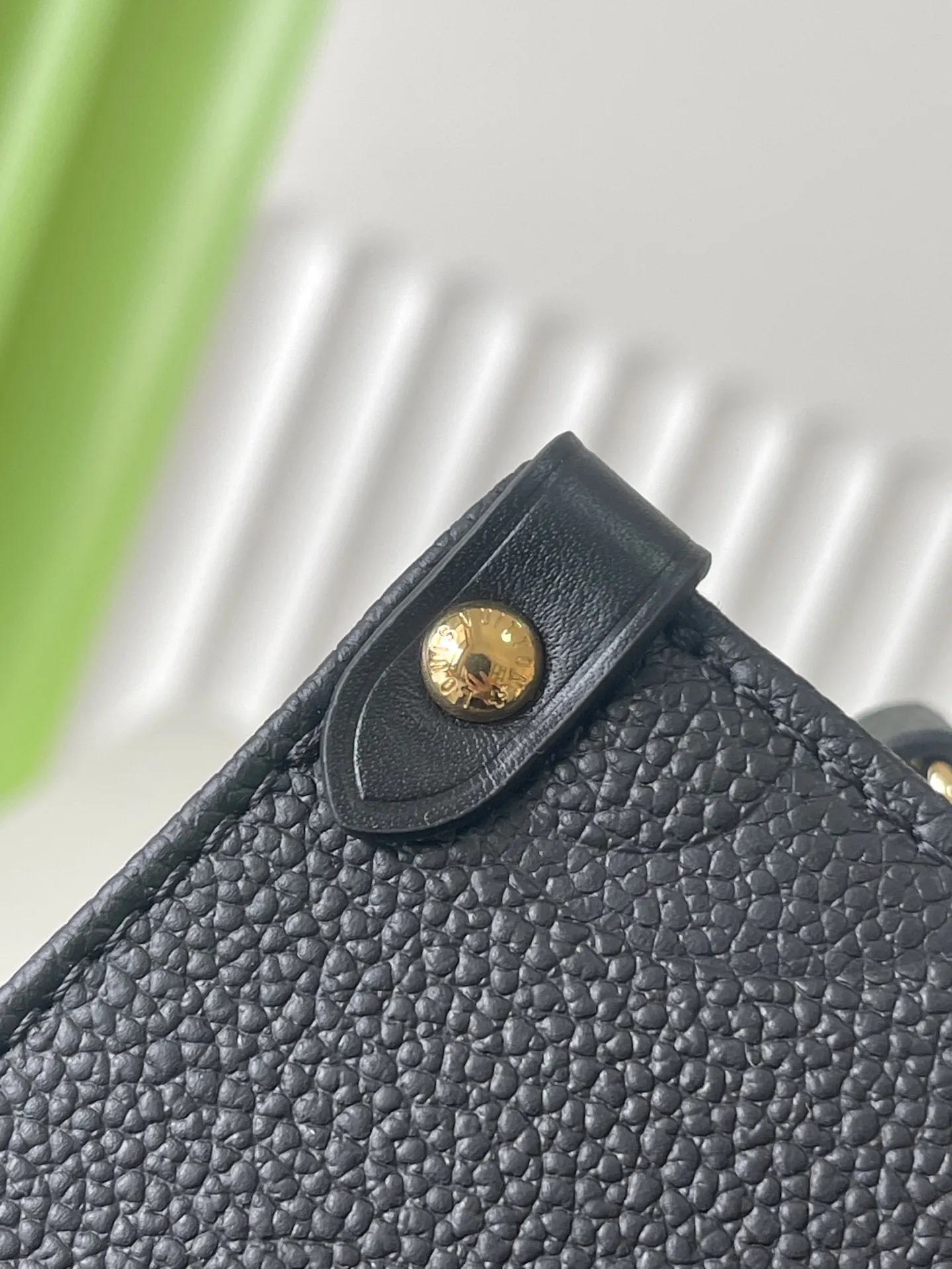 Louis Vuitton OnTheGo PM M45653 - 图片 7